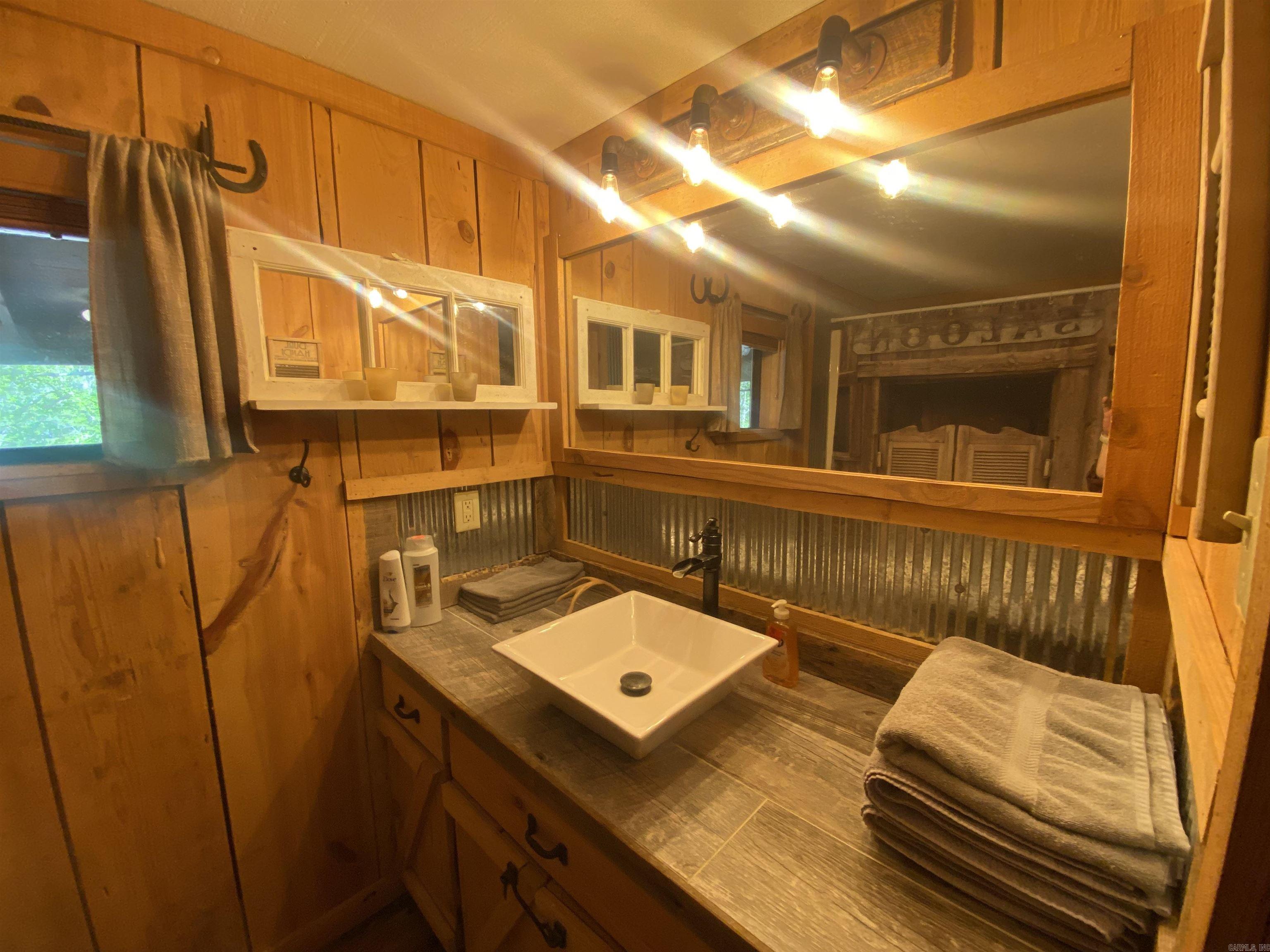 59 Easy Street Mount Ida, AR 71957