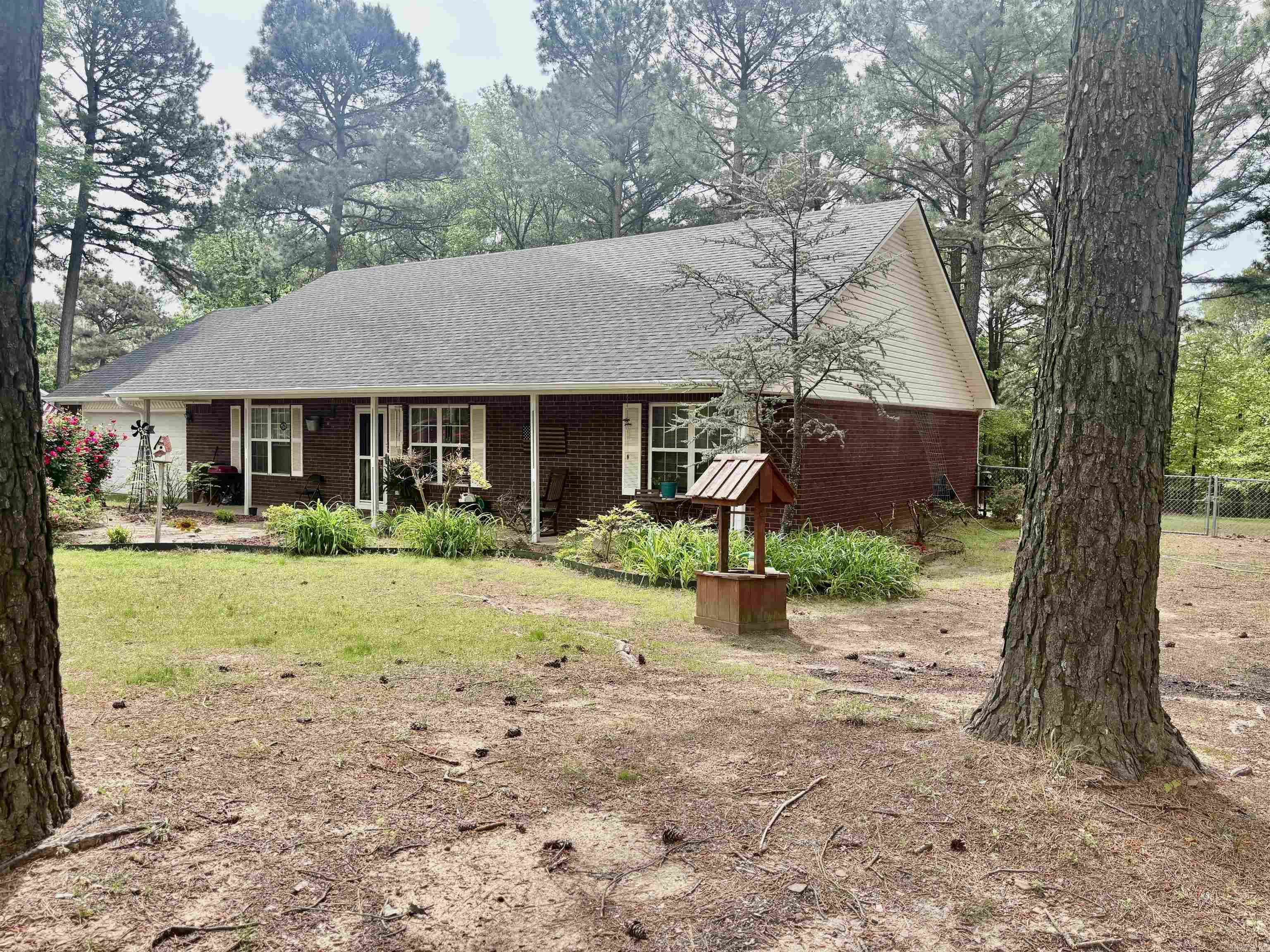 159  Emelia  Clarksville, AR