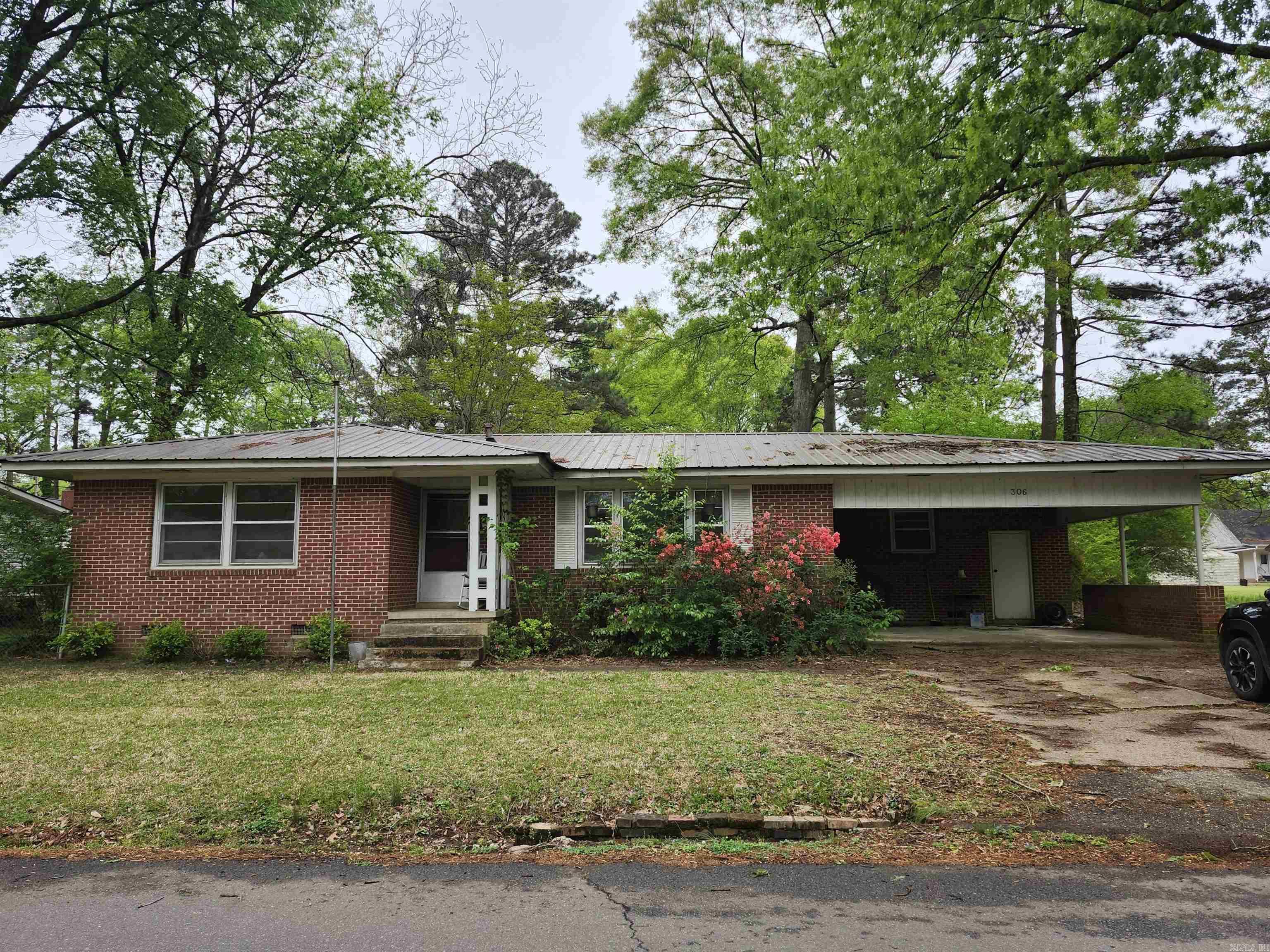 306  Pennington  Warren, AR