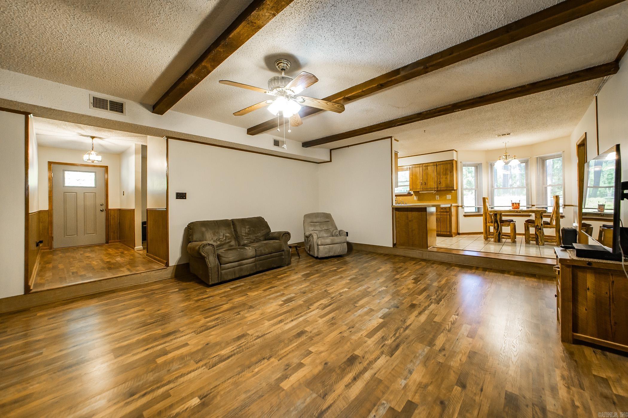75  Evergreen  Cabot, AR
