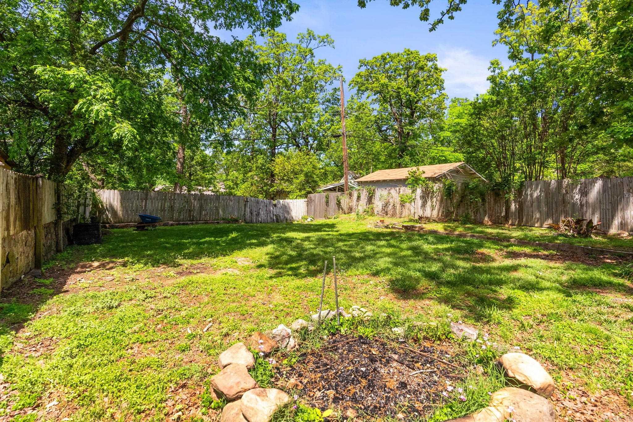 110 N Cedar  Little Rock, AR