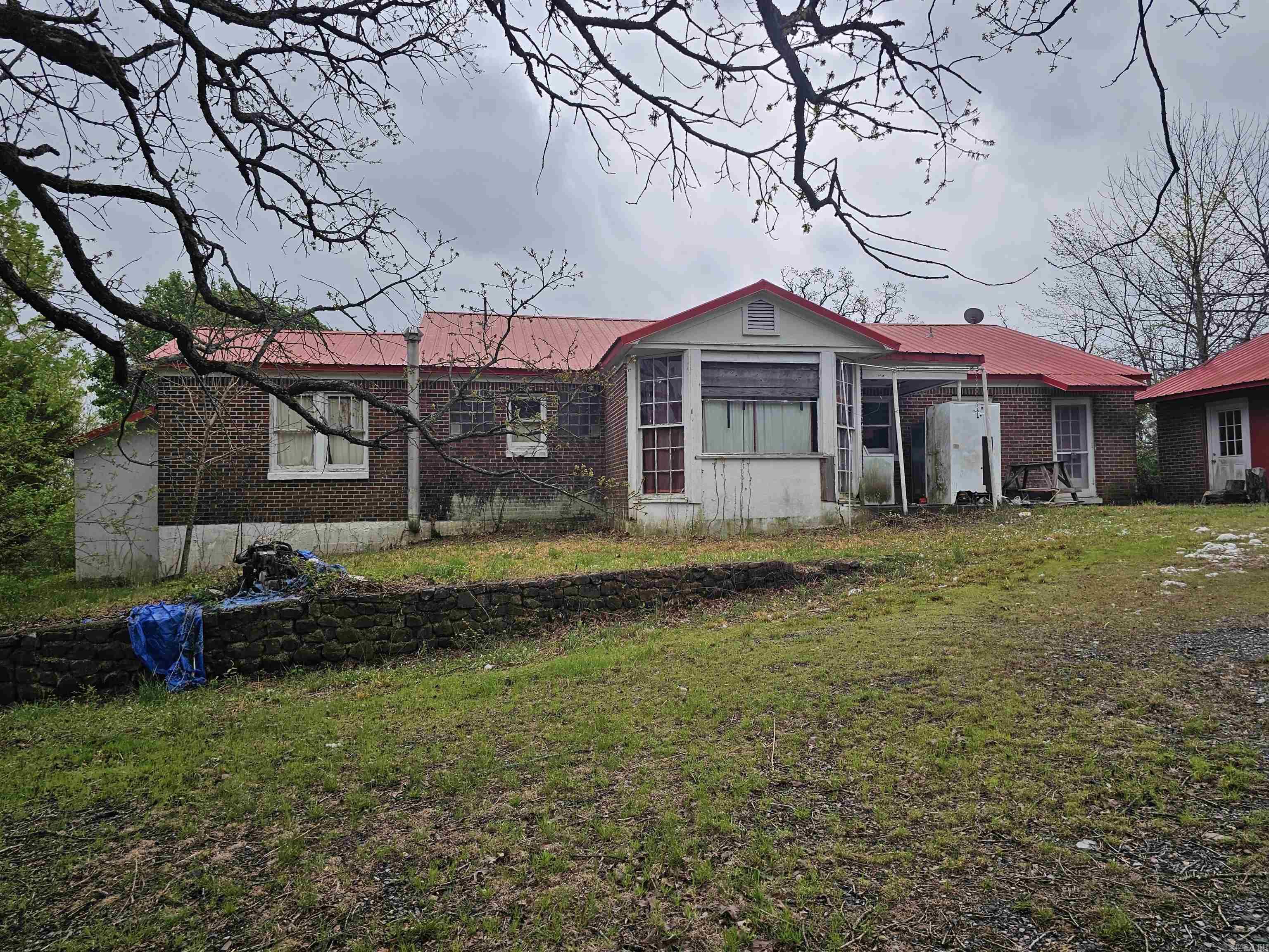 306  Hwy 71 N  Mena, AR