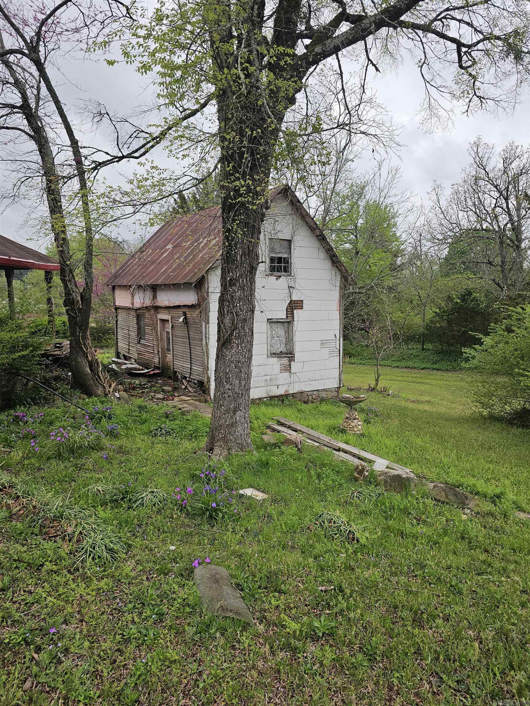 306  Hwy 71 N  Mena, AR