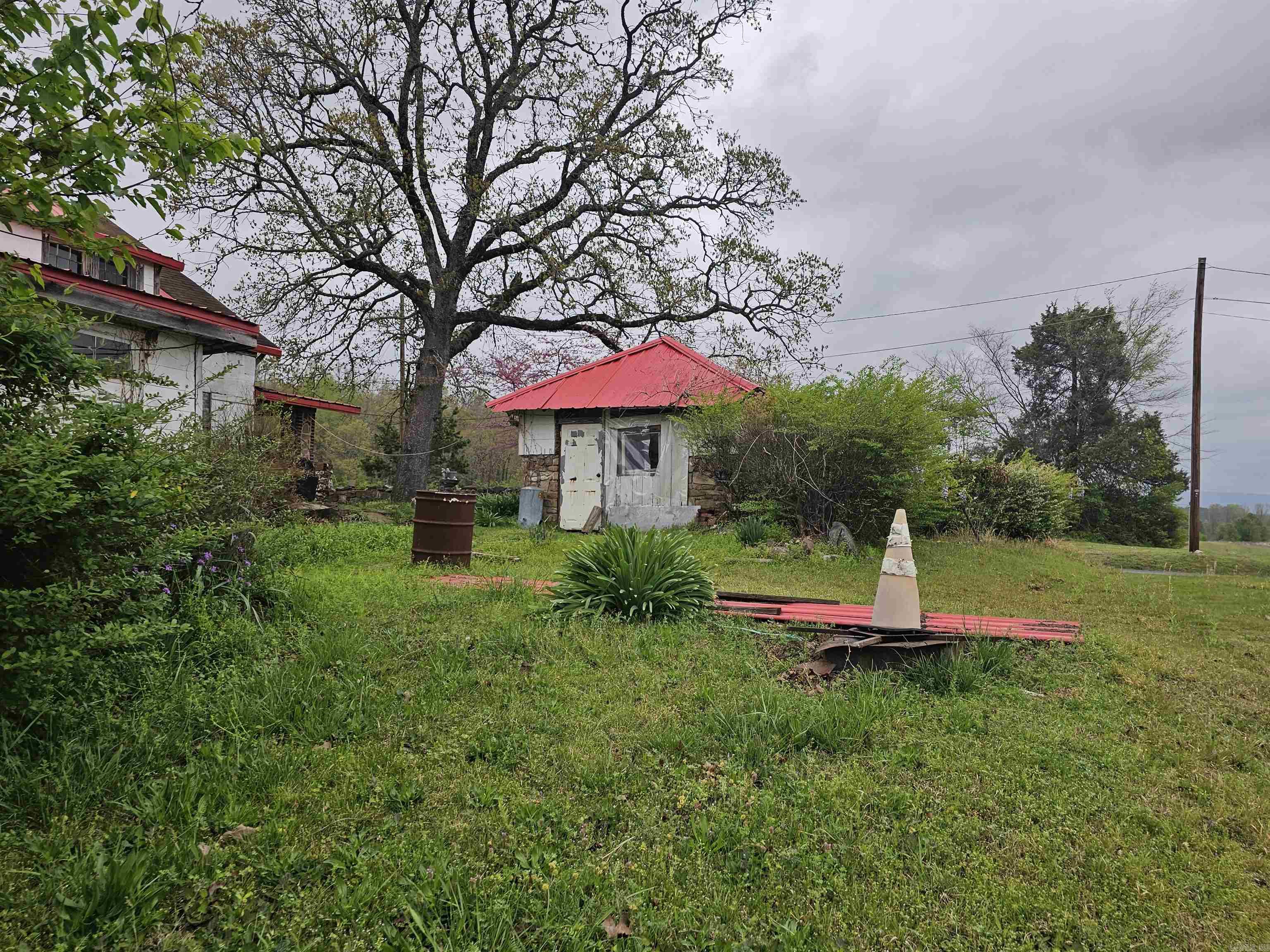 306  Hwy 71 N  Mena, AR
