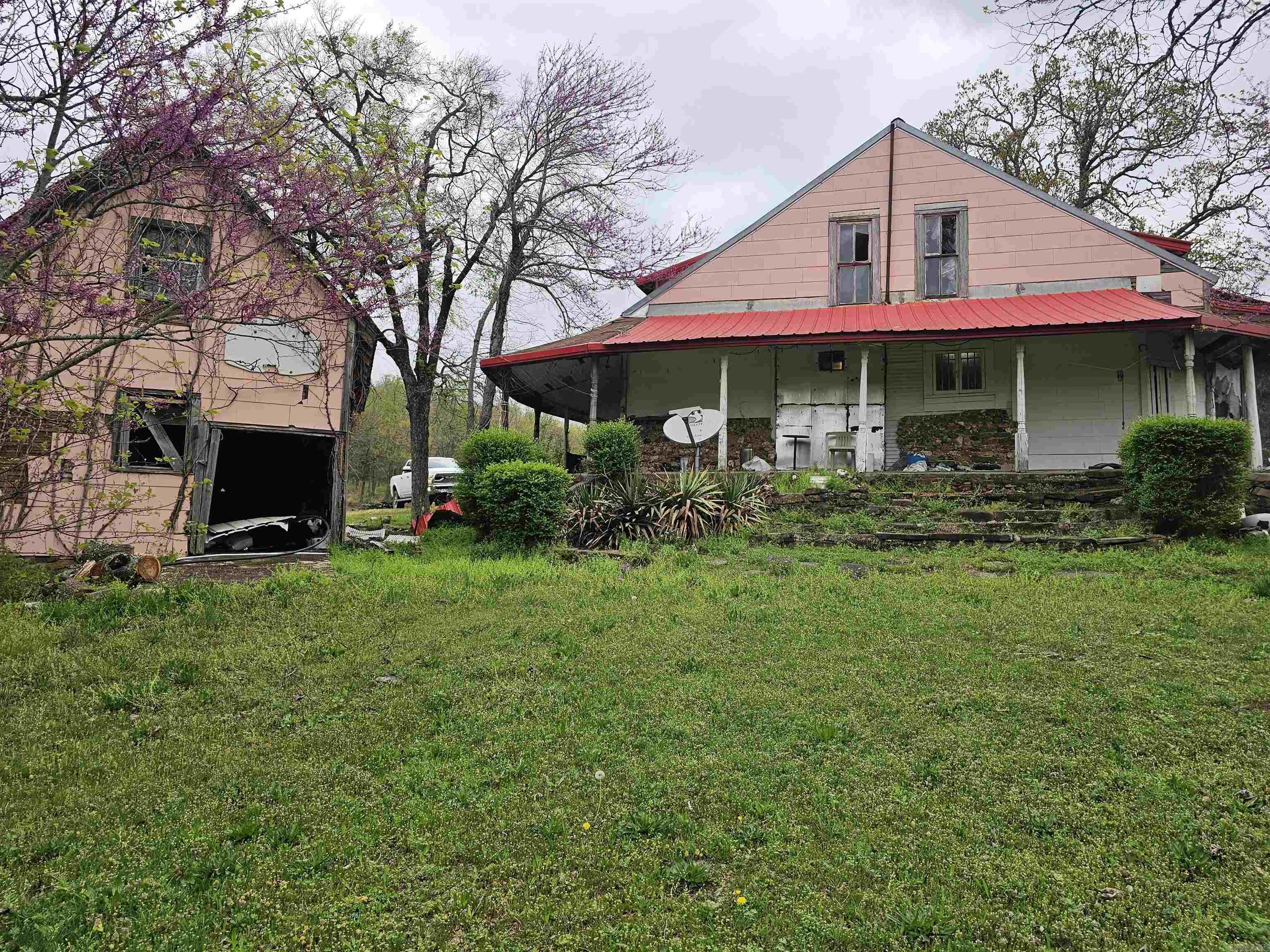 306  Hwy 71 N  Mena, AR