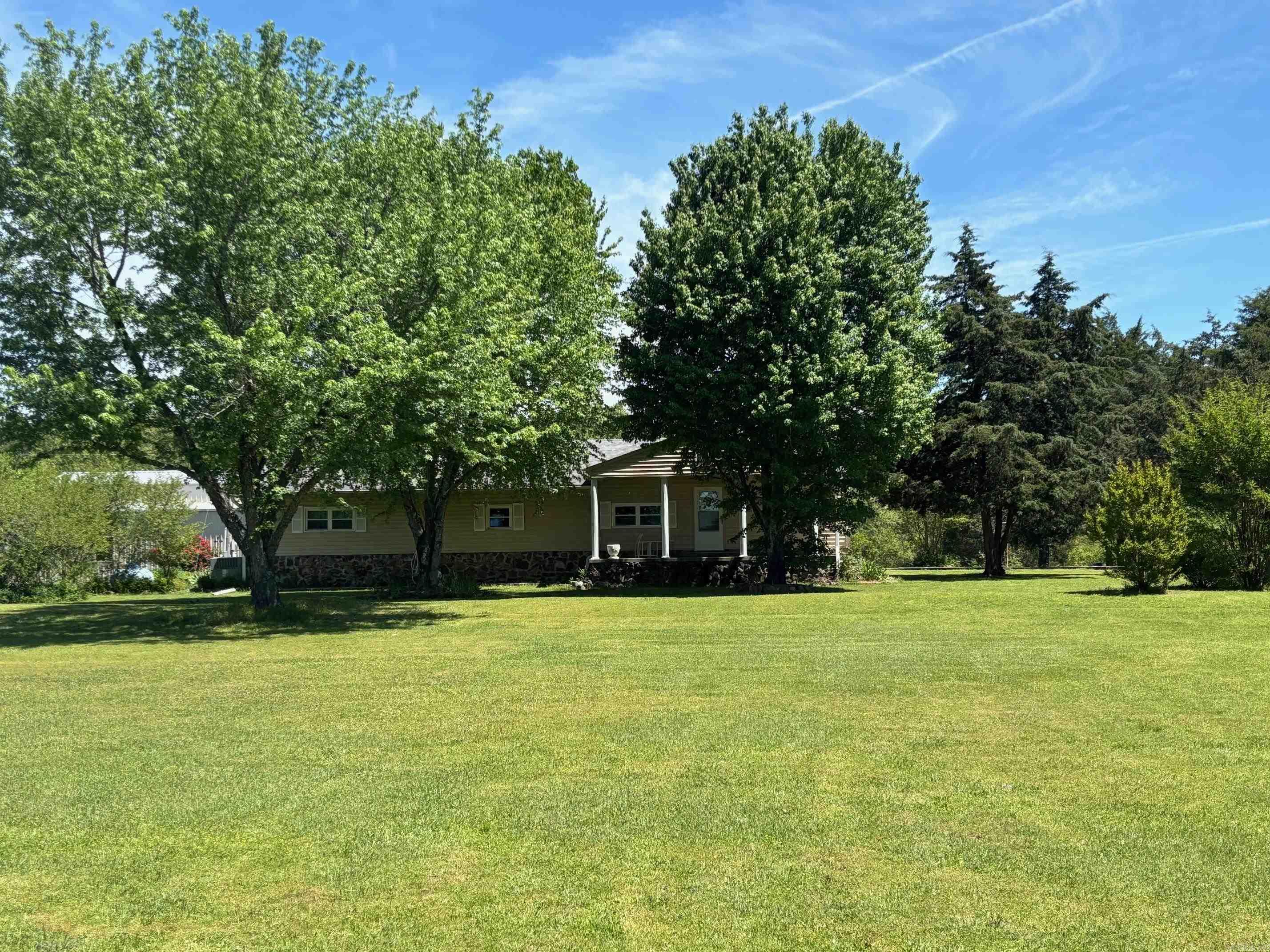 4875 Wilburn Rd. Wilburn, AR 72179