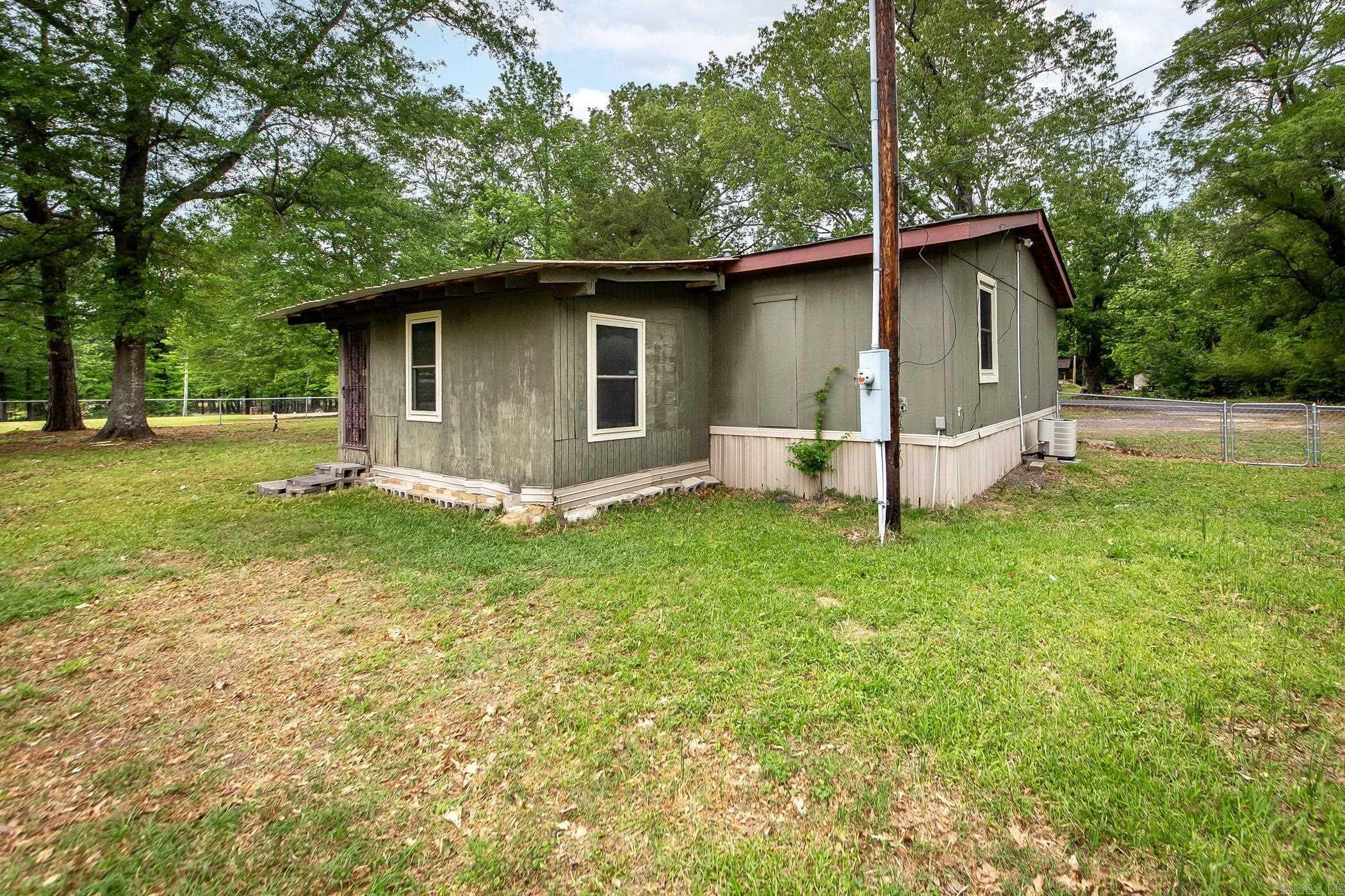 1802 E Main  Cabot, AR