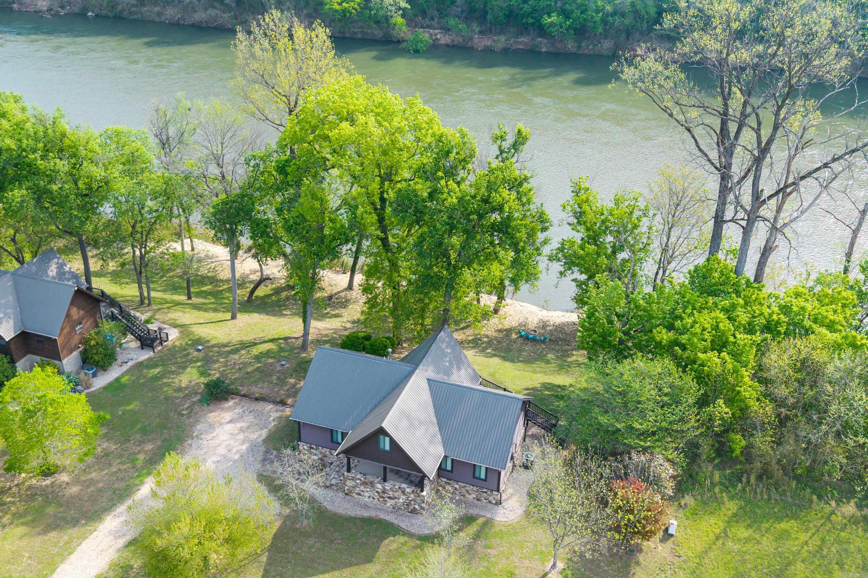 349 off  McPhearson  Norfork, AR