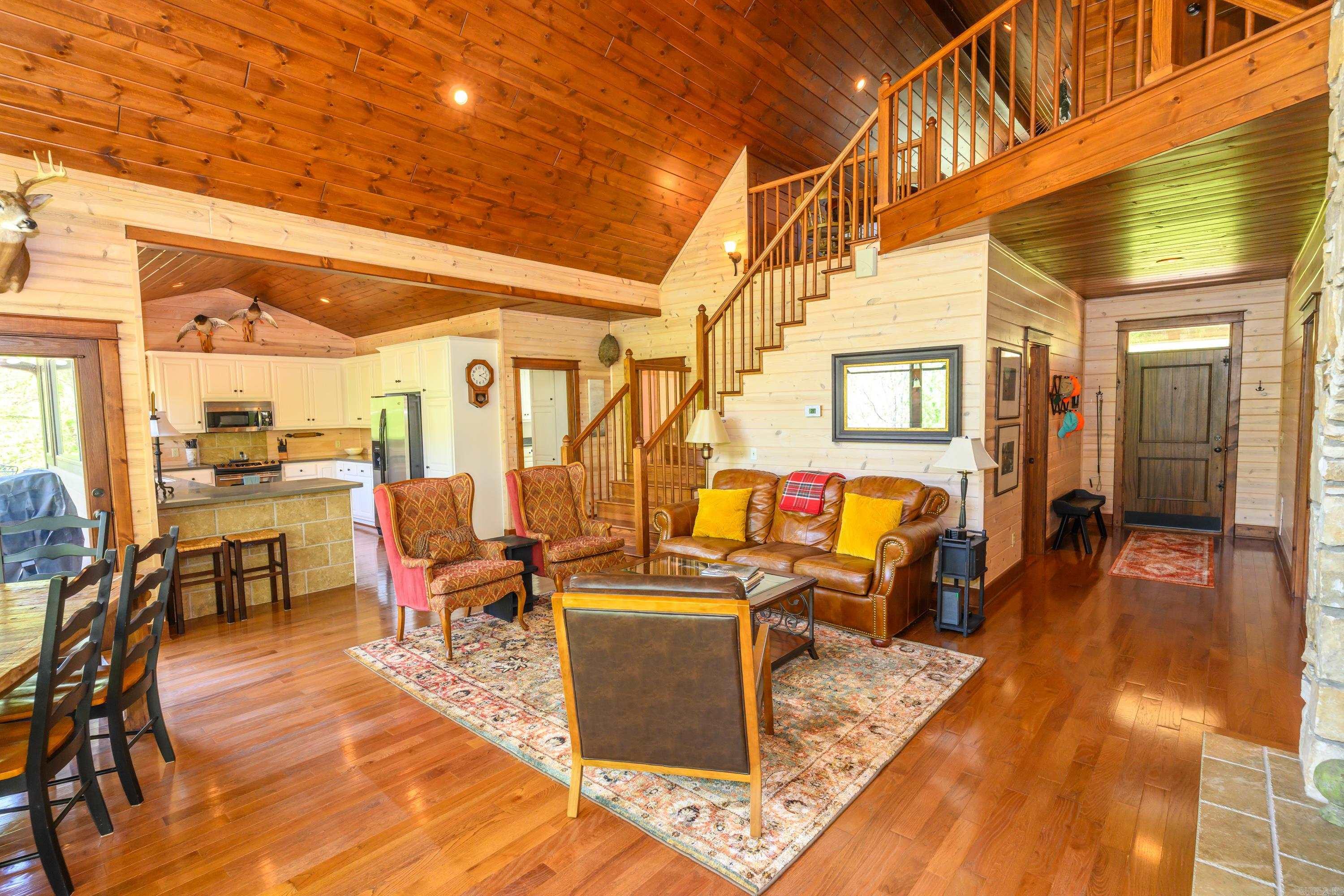 349 off  McPhearson  Norfork, AR