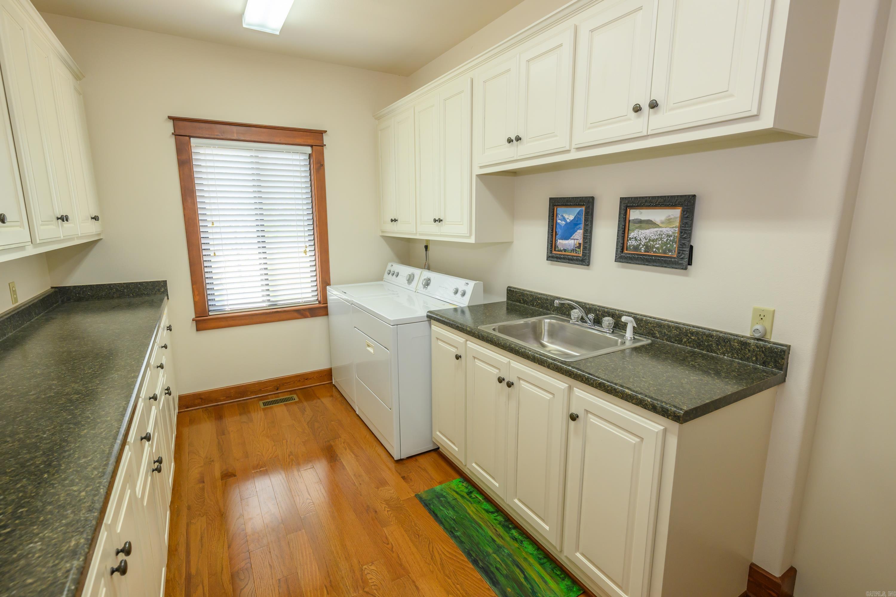 349 off  McPhearson  Norfork, AR
