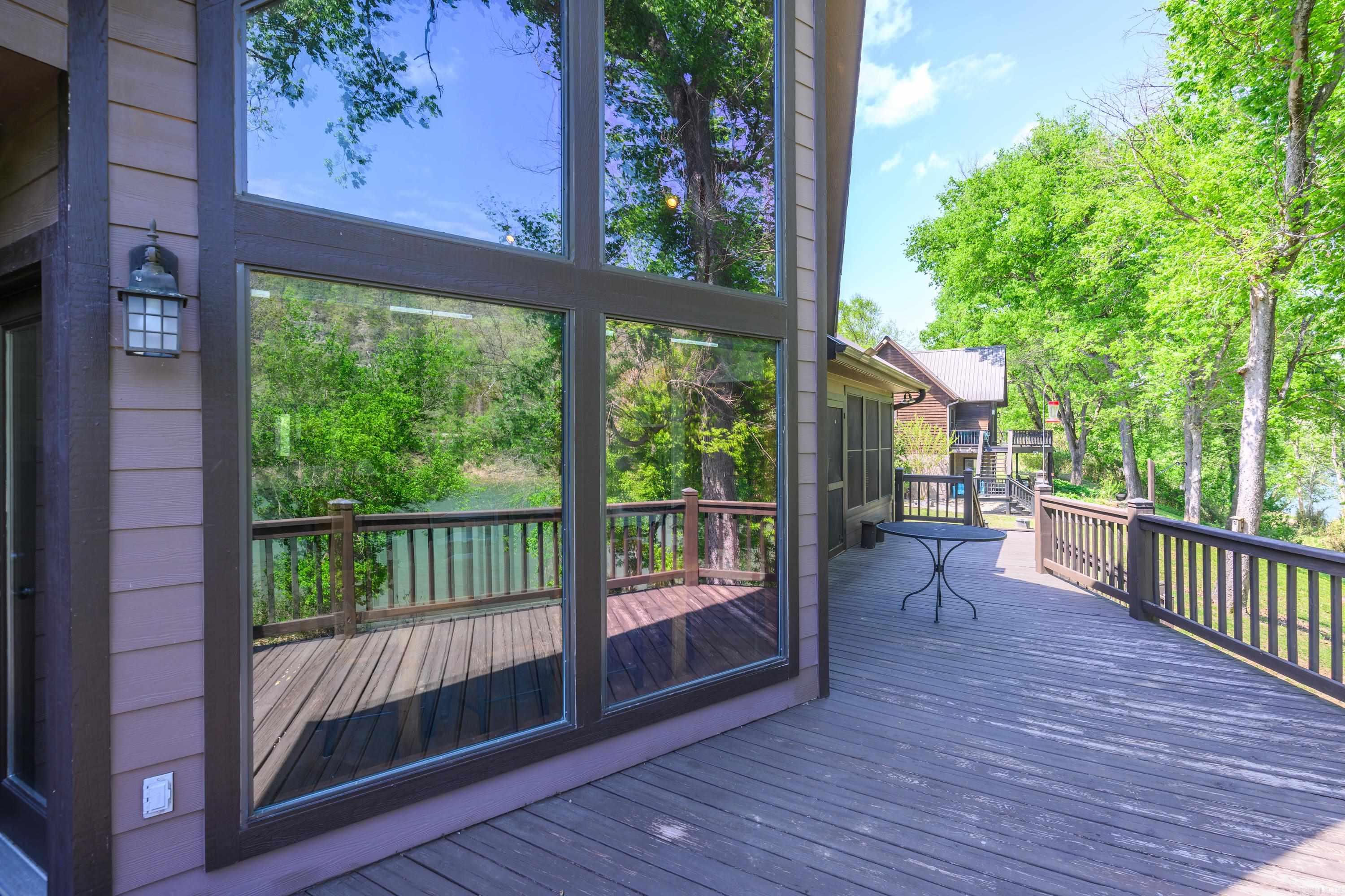 349 off  McPhearson  Norfork, AR
