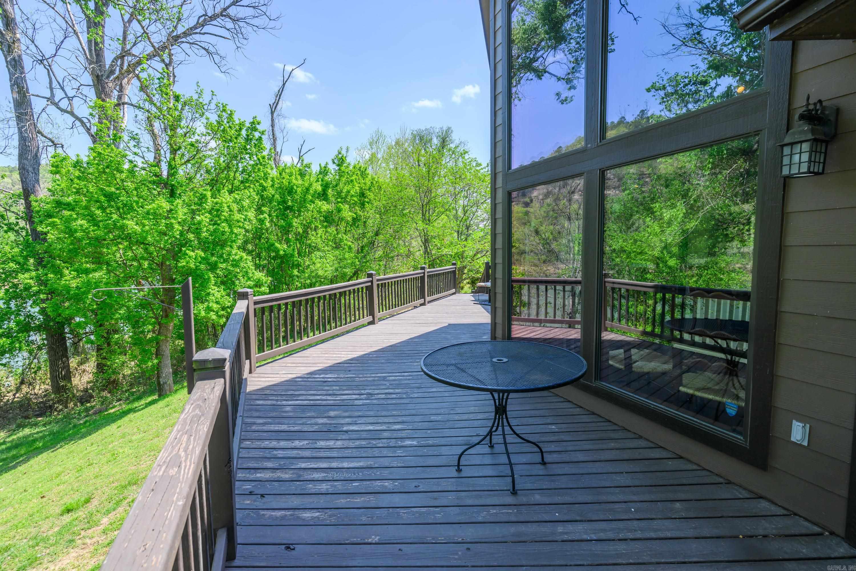 349 off  McPhearson  Norfork, AR