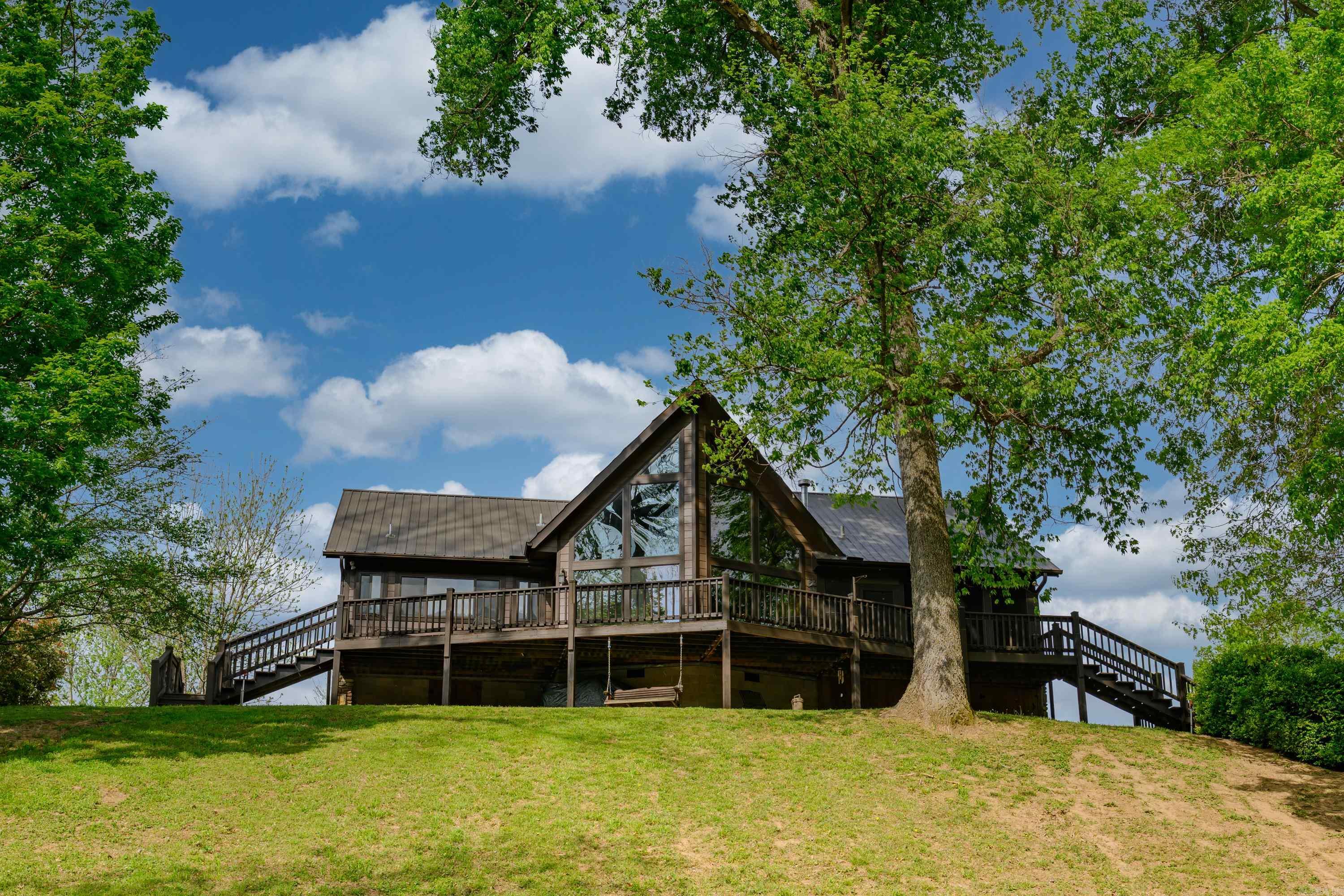349 off  McPhearson  Norfork, AR