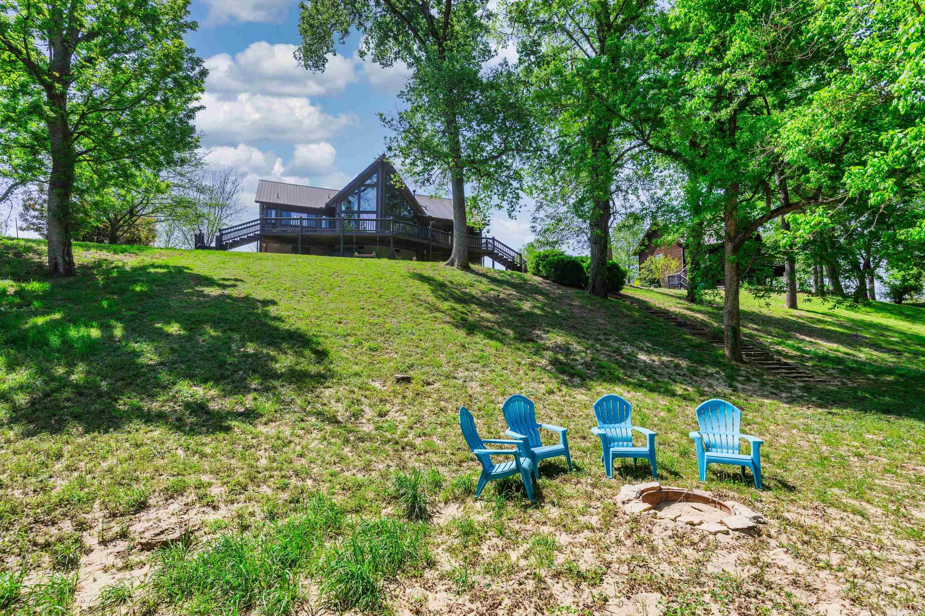 349 off  McPhearson  Norfork, AR