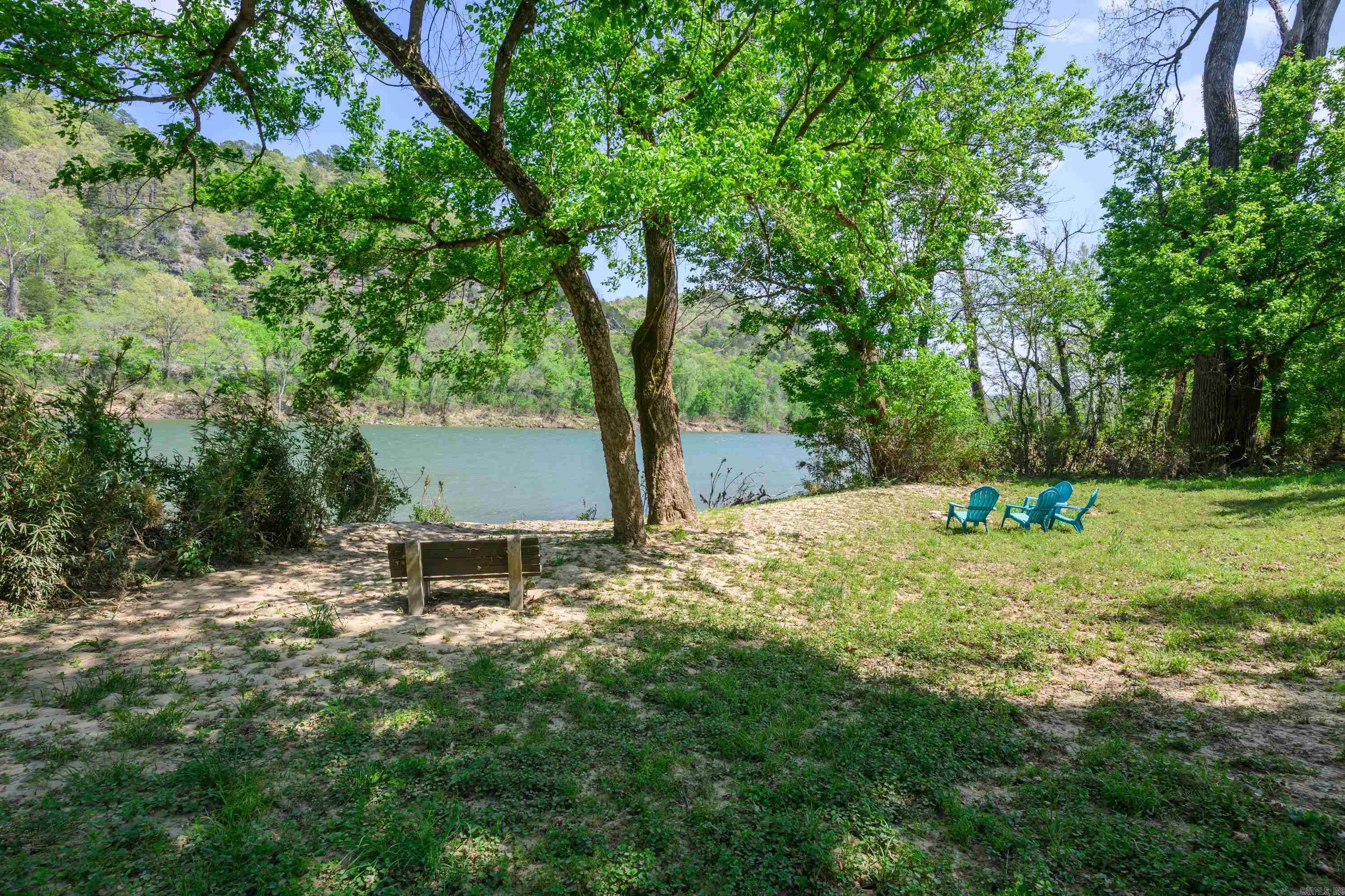 349 off  McPhearson  Norfork, AR