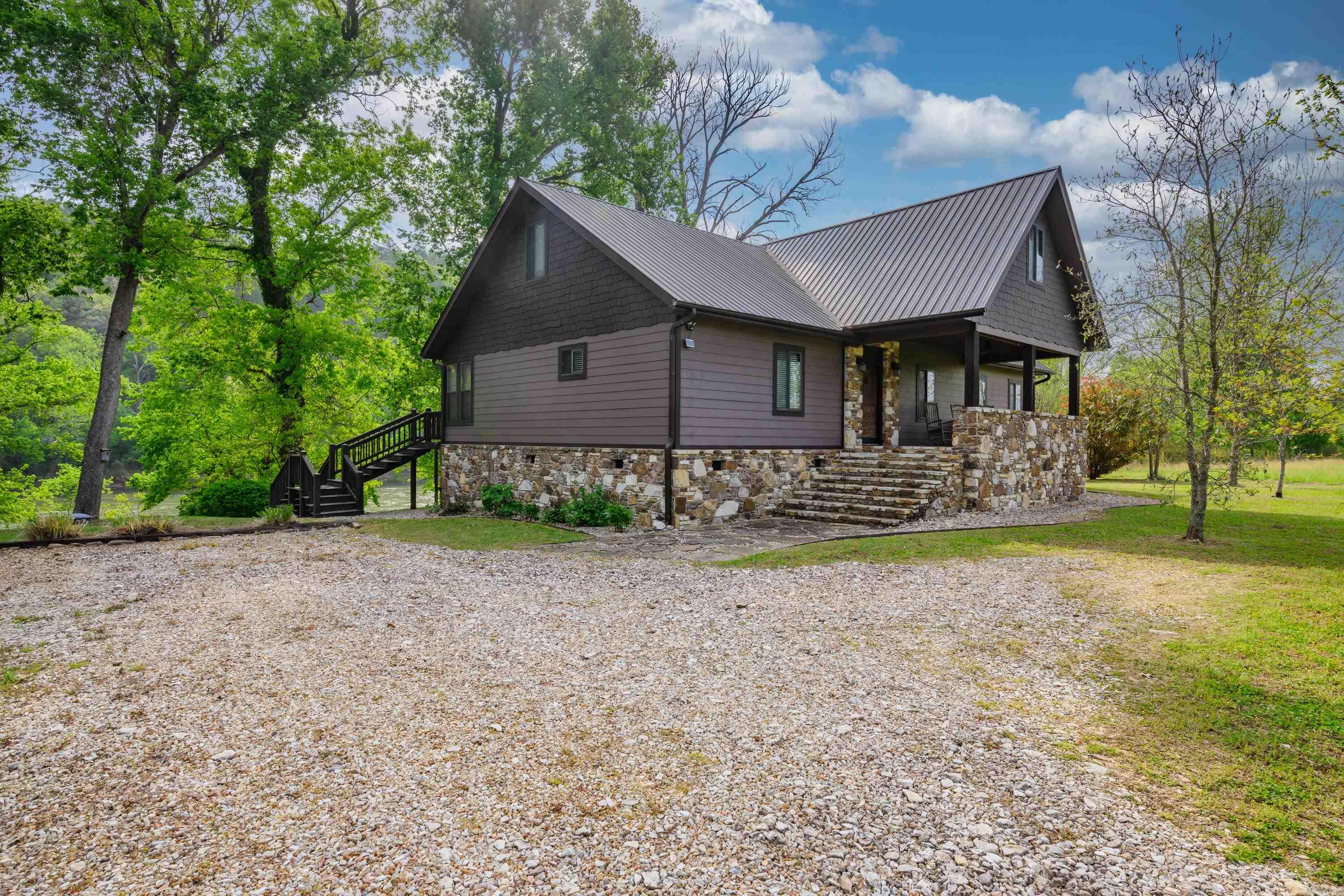 349 off  McPhearson  Norfork, AR