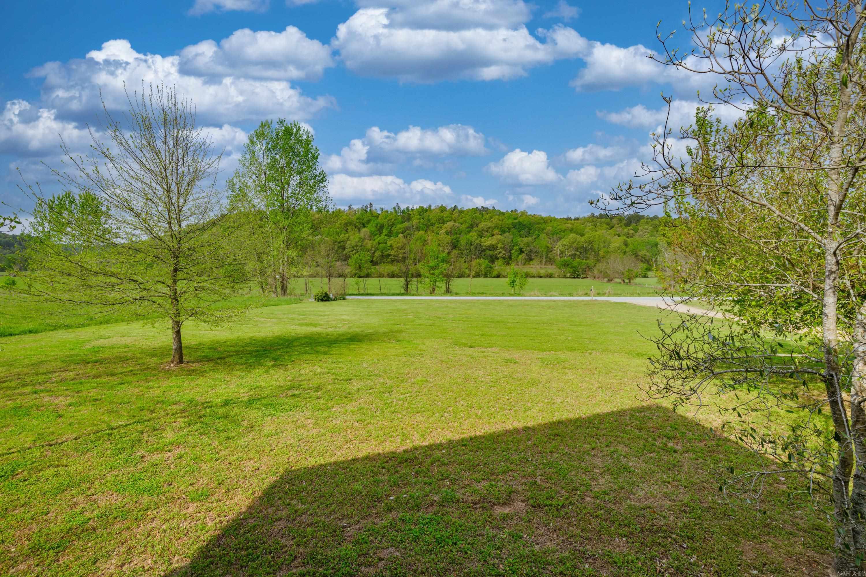 349 off  McPhearson  Norfork, AR