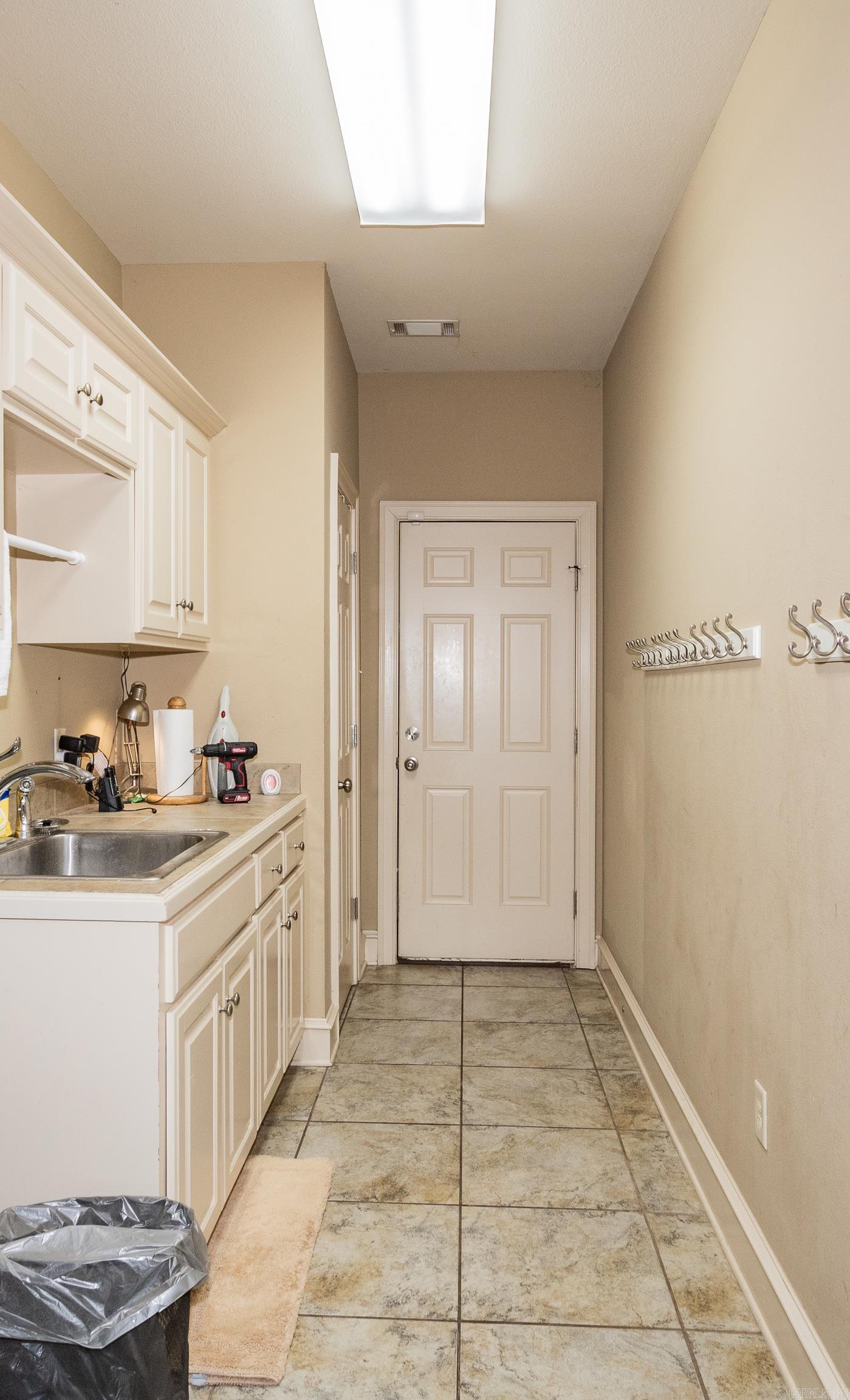 108  BOURIESE  Maumelle, AR