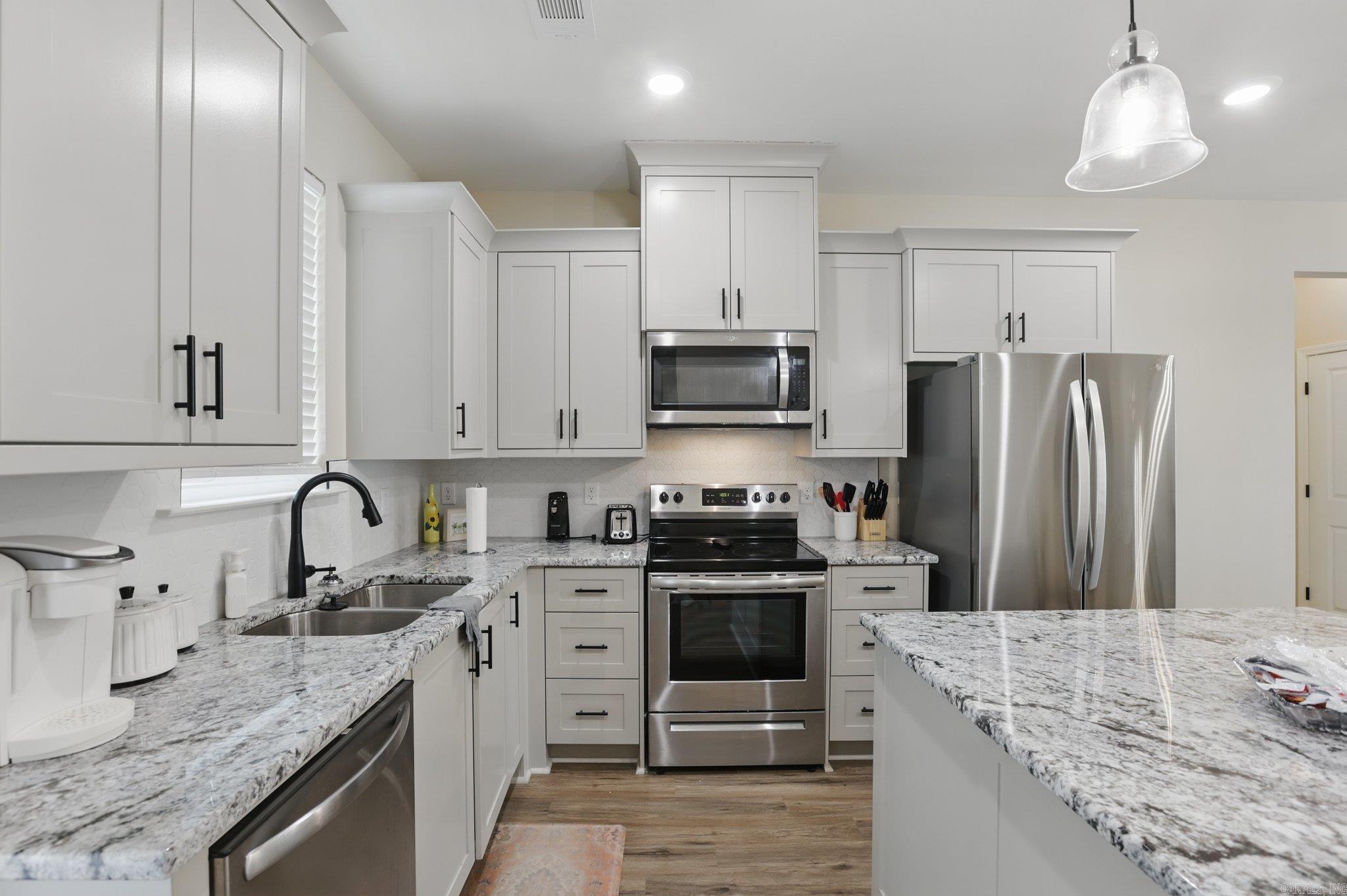 712 W Ashley  Benton, AR