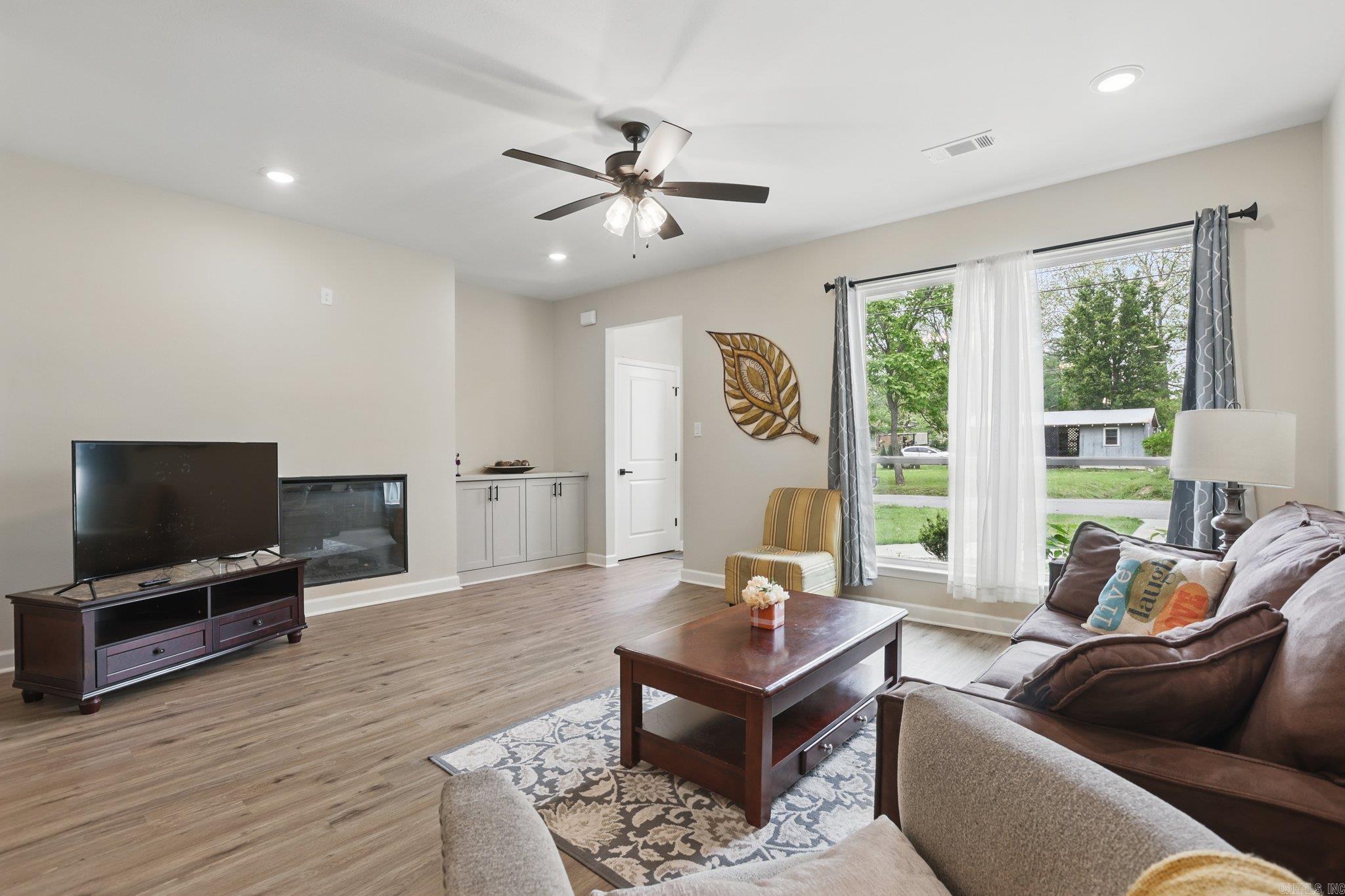 712 W Ashley  Benton, AR