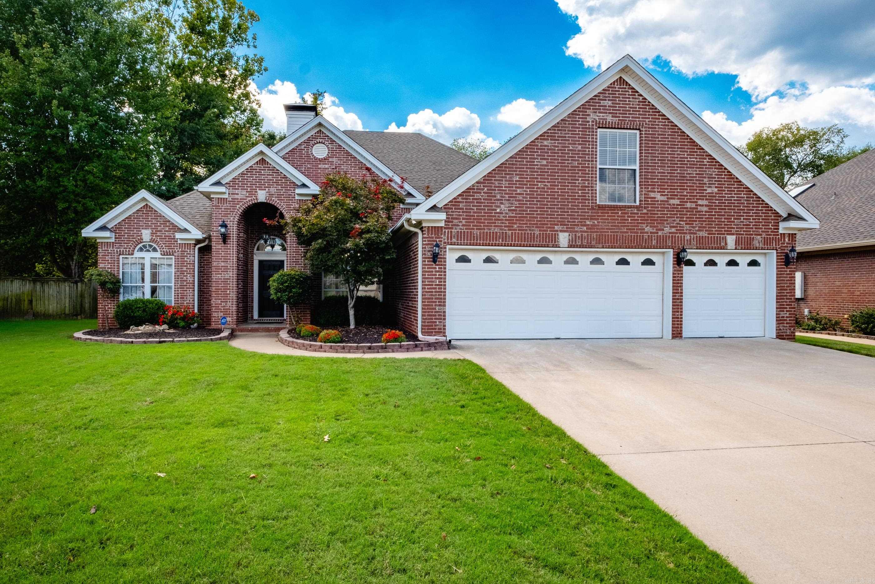 131  Hidden Valley Loop  Maumelle, AR