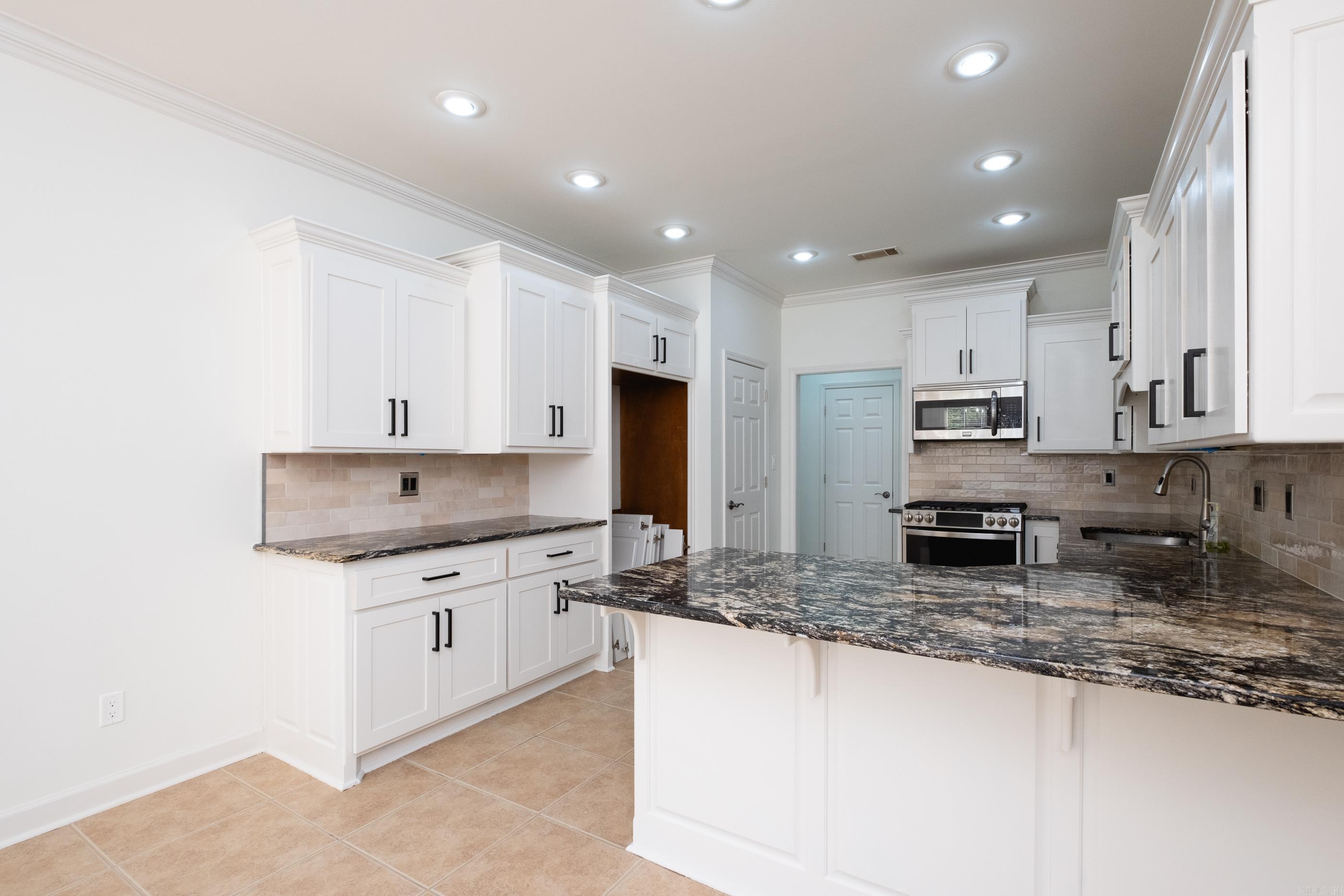 131  Hidden Valley Loop  Maumelle, AR