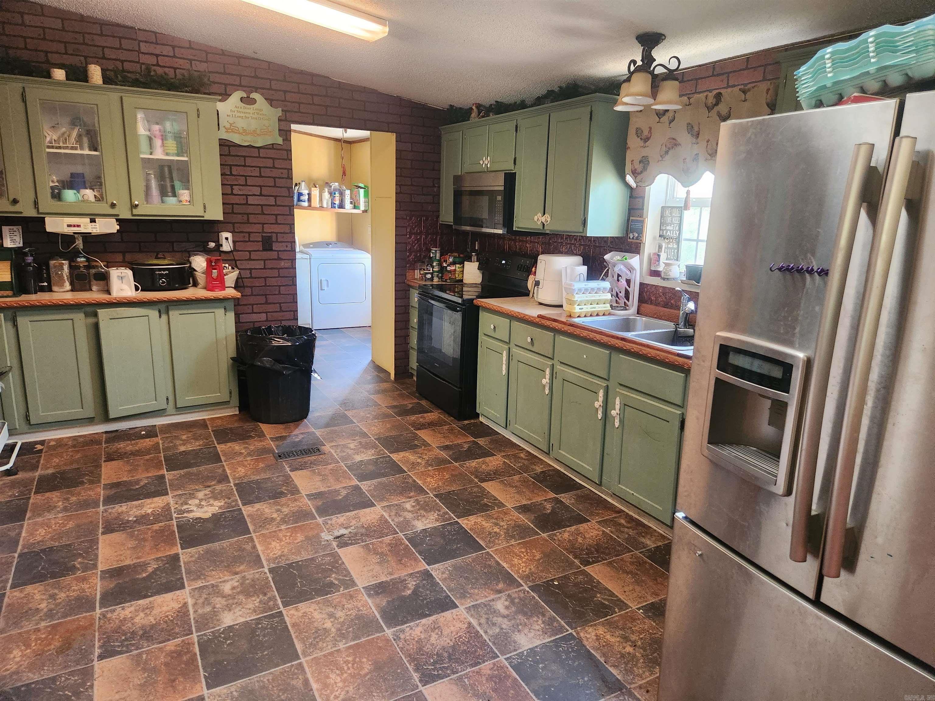 5210 Stagecoach  Ozark, AR