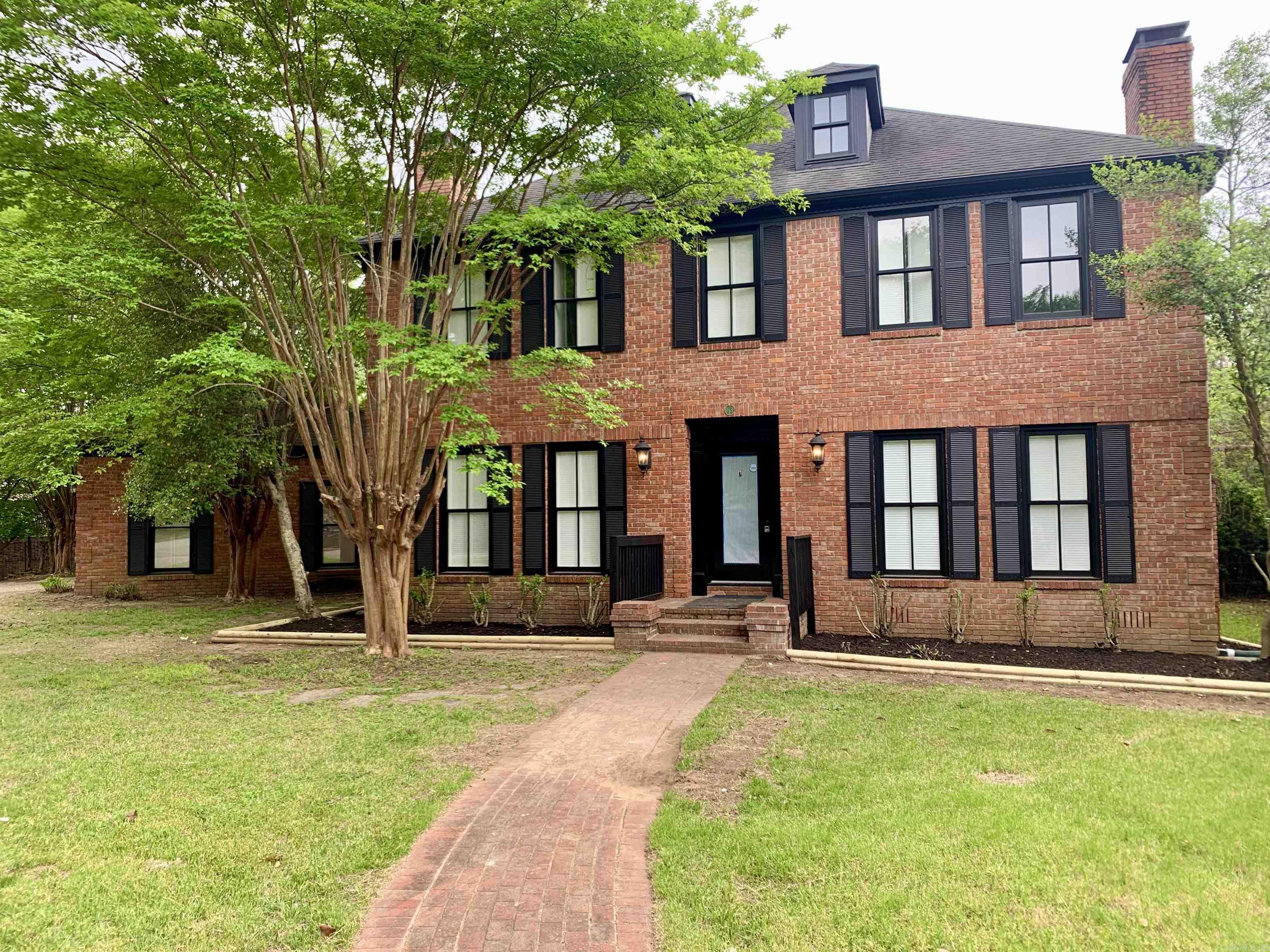 63 Valley Estate