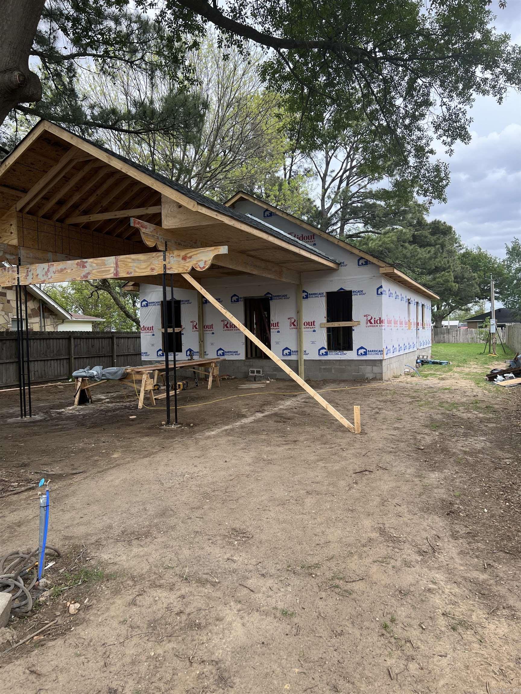 402 N San Francisco  Caraway, AR