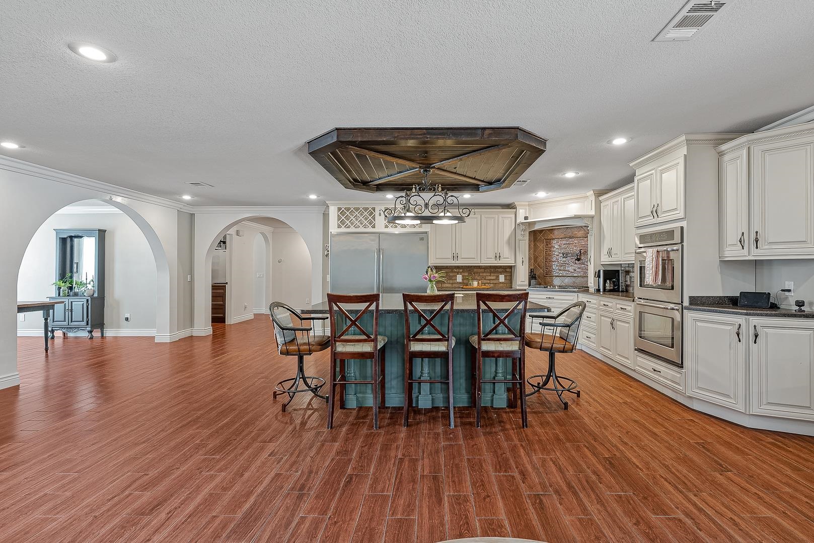 1616  Neely  Jonesboro, AR