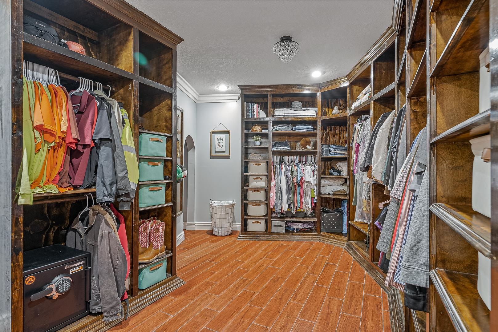 1616  Neely  Jonesboro, AR