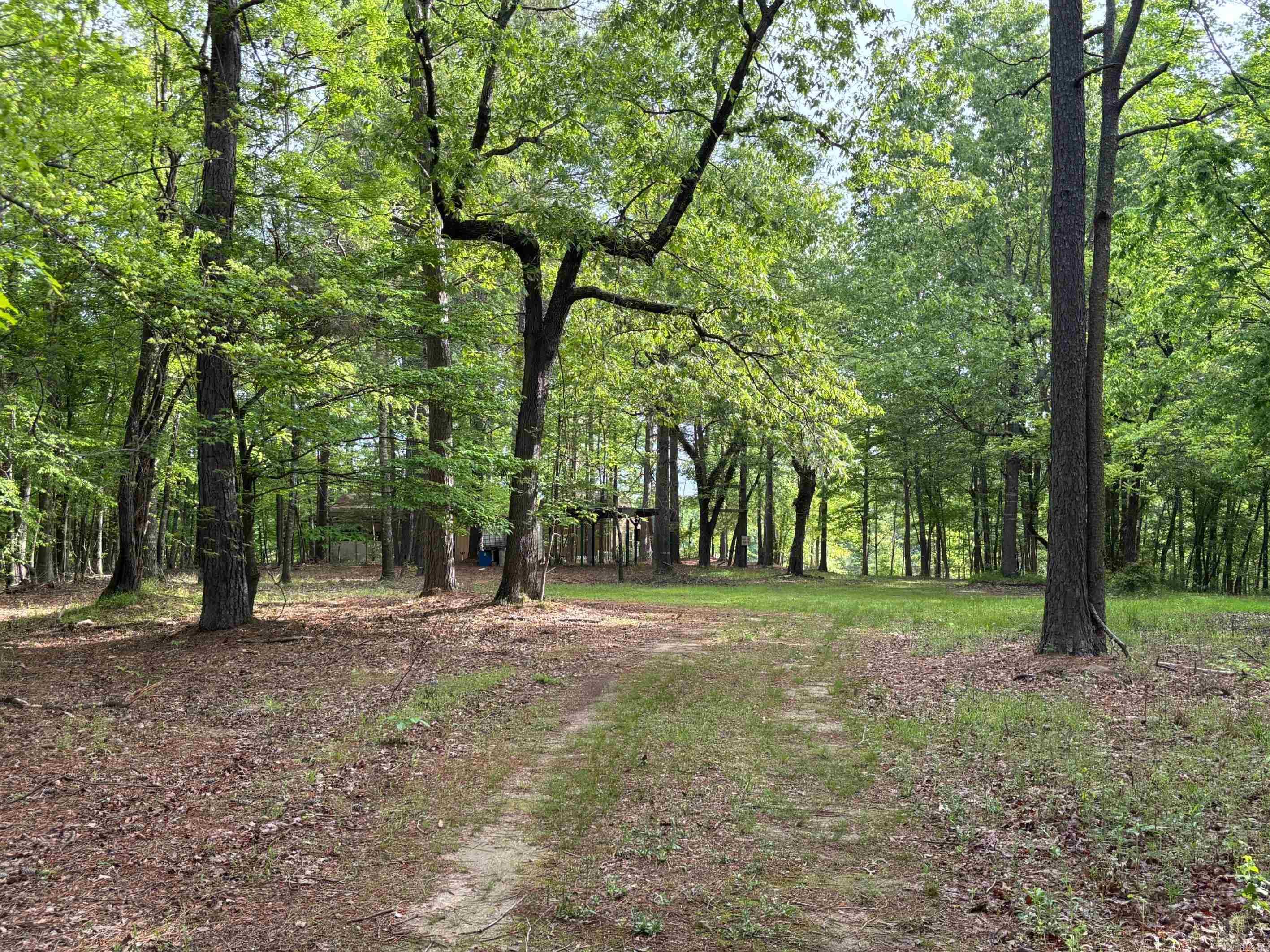 2533  Mail Route Road  Hensley, AR