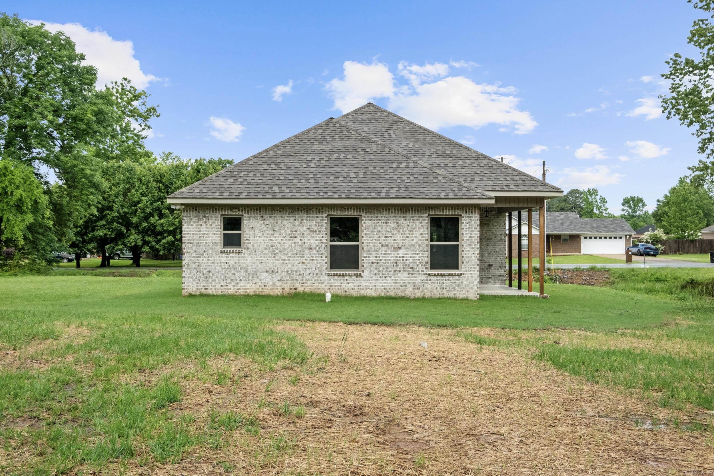 22  Ledrick  Mayflower, AR