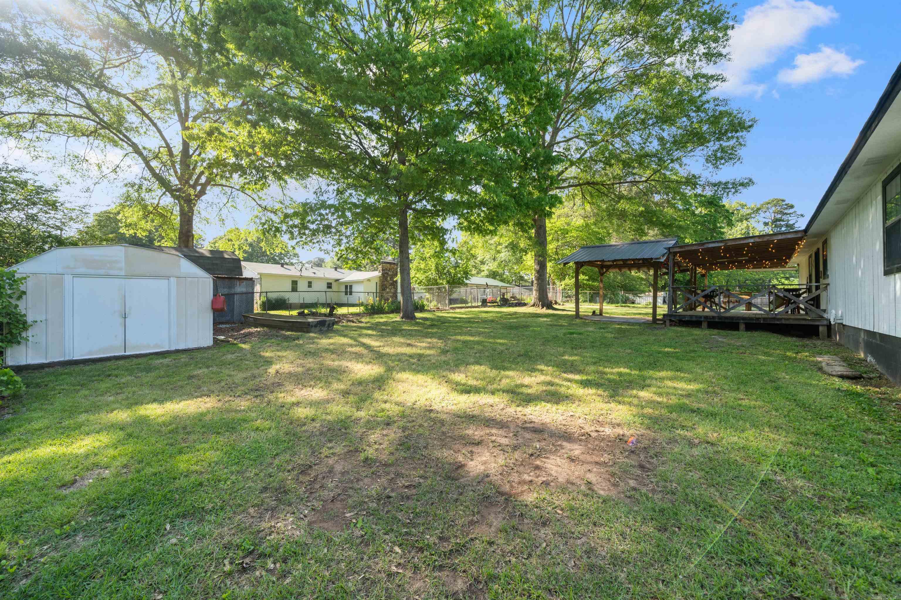 711 S Red  Sheridan, AR