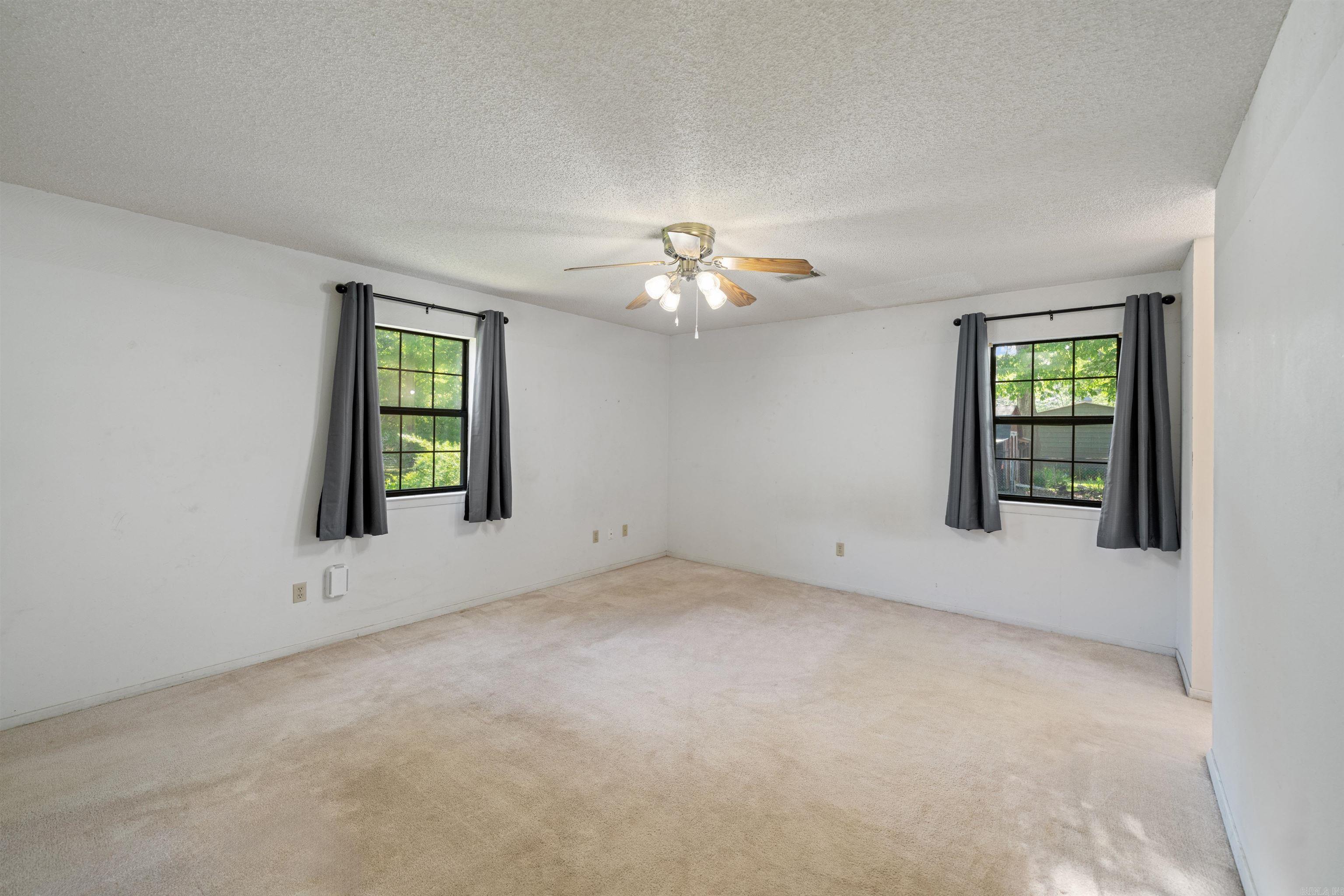 711 S Red  Sheridan, AR