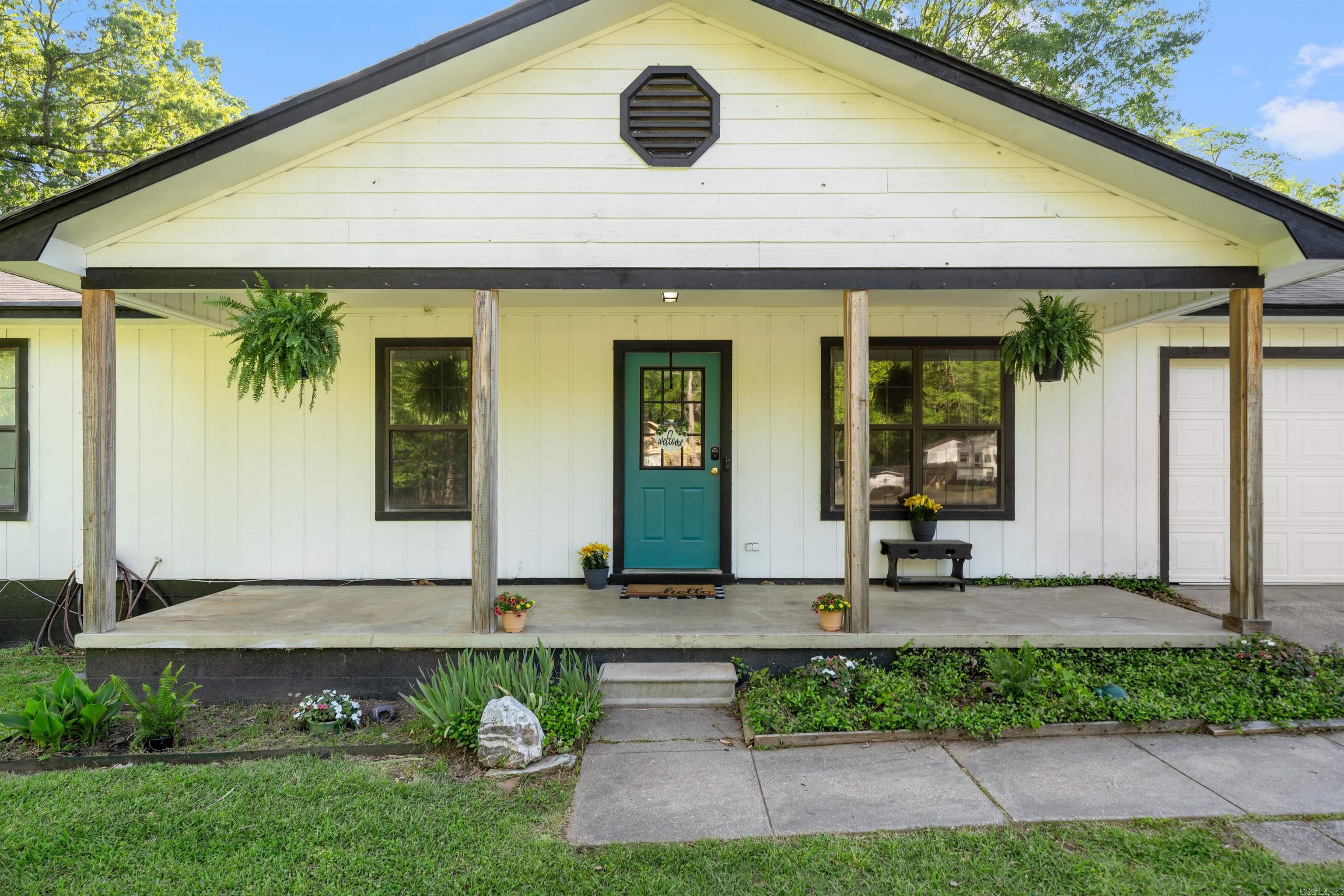 711 S Red  Sheridan, AR