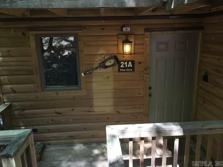 21  Pine  Mount Ida, AR