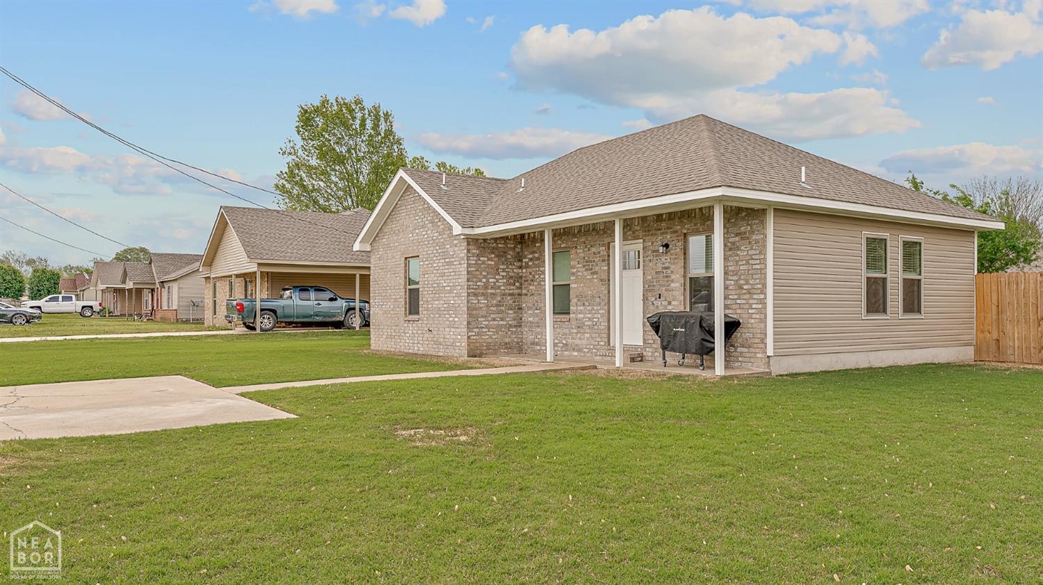 409  Mallard  Harrisburg, AR