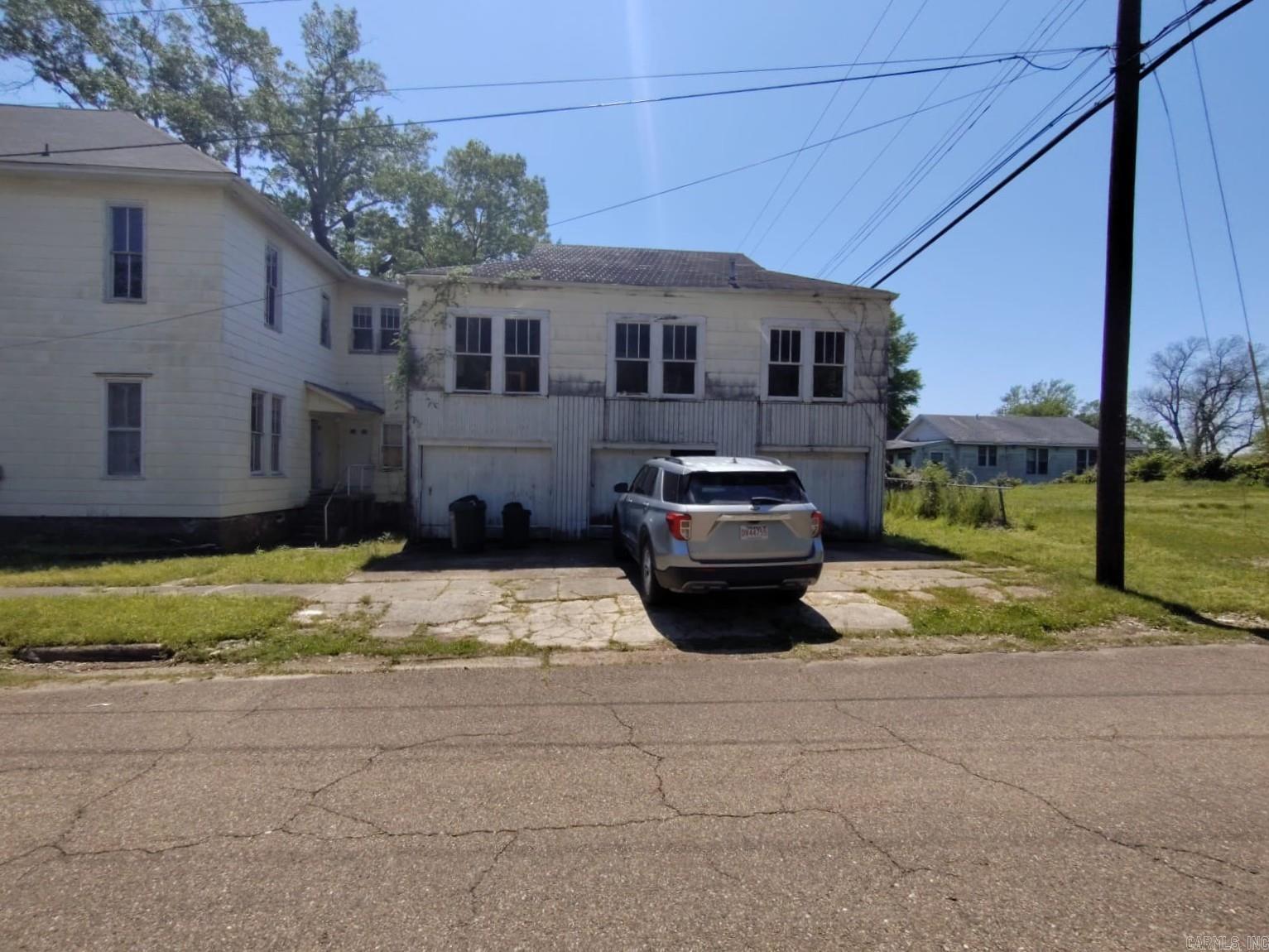 947  Pecan Street  Texarkana, AR