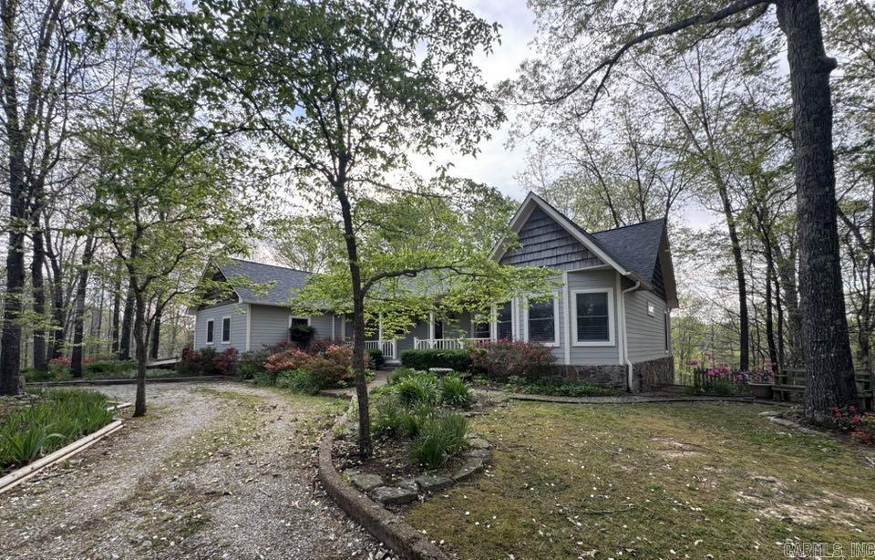 855 N Ridgeview  Mountain View, AR