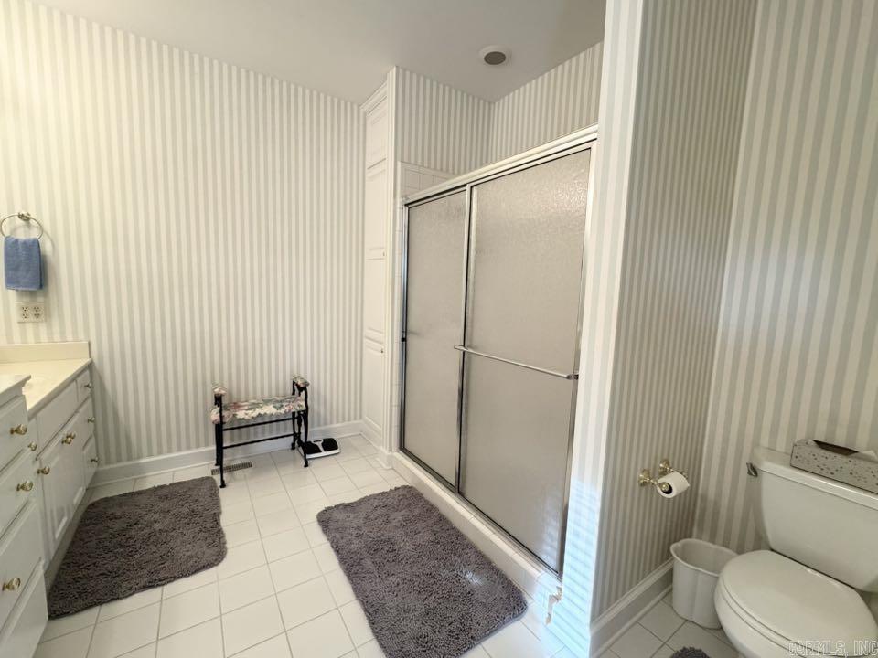 855 N Ridgeview  Mountain View, AR
