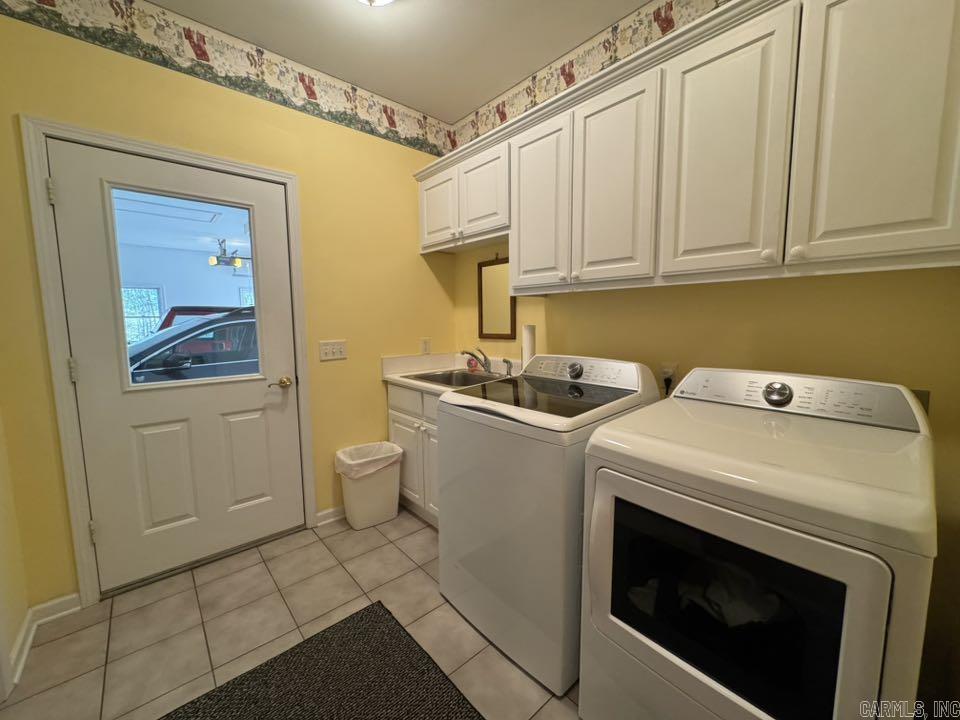 855 N Ridgeview  Mountain View, AR