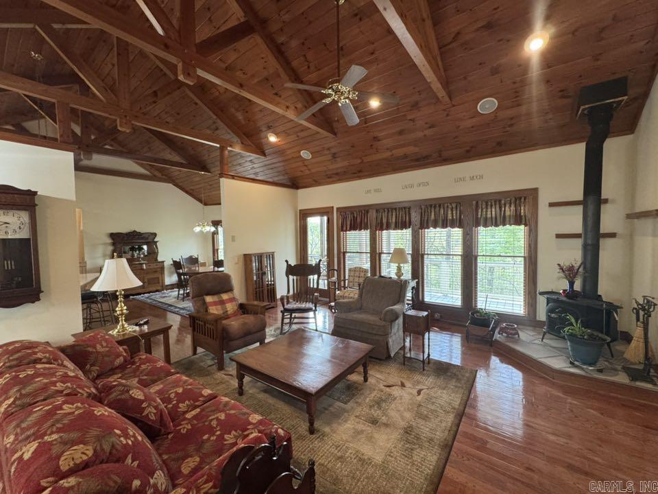 855 N Ridgeview  Mountain View, AR
