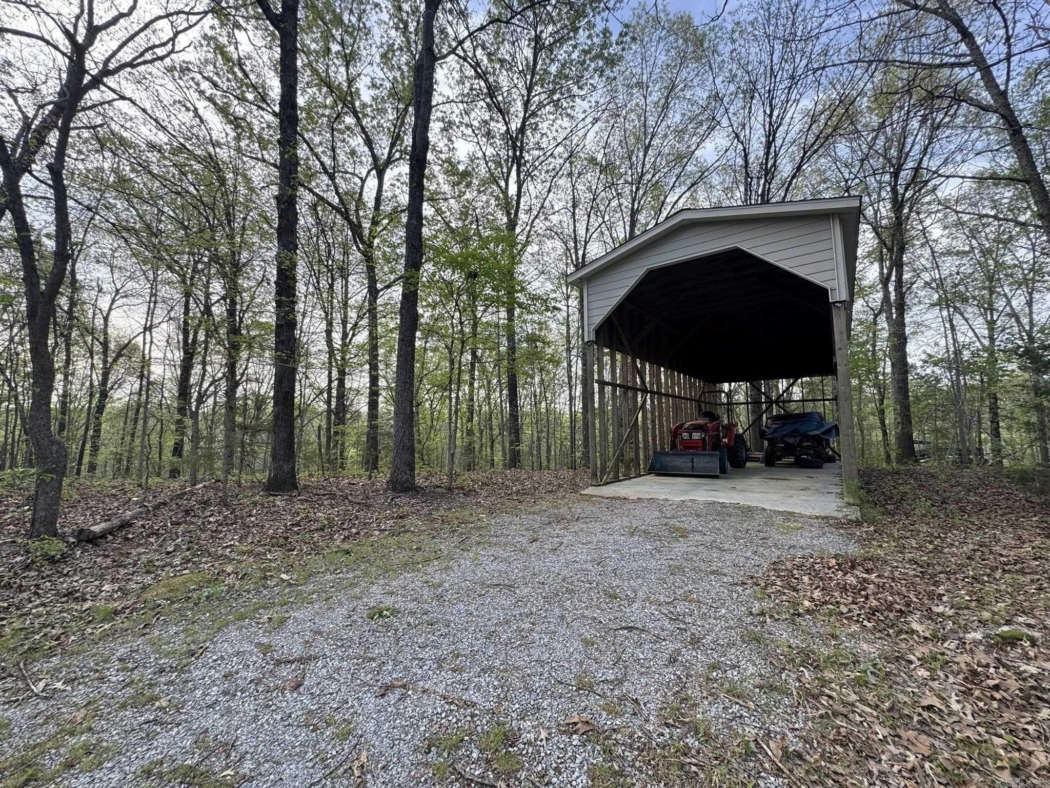 855 N Ridgeview  Mountain View, AR