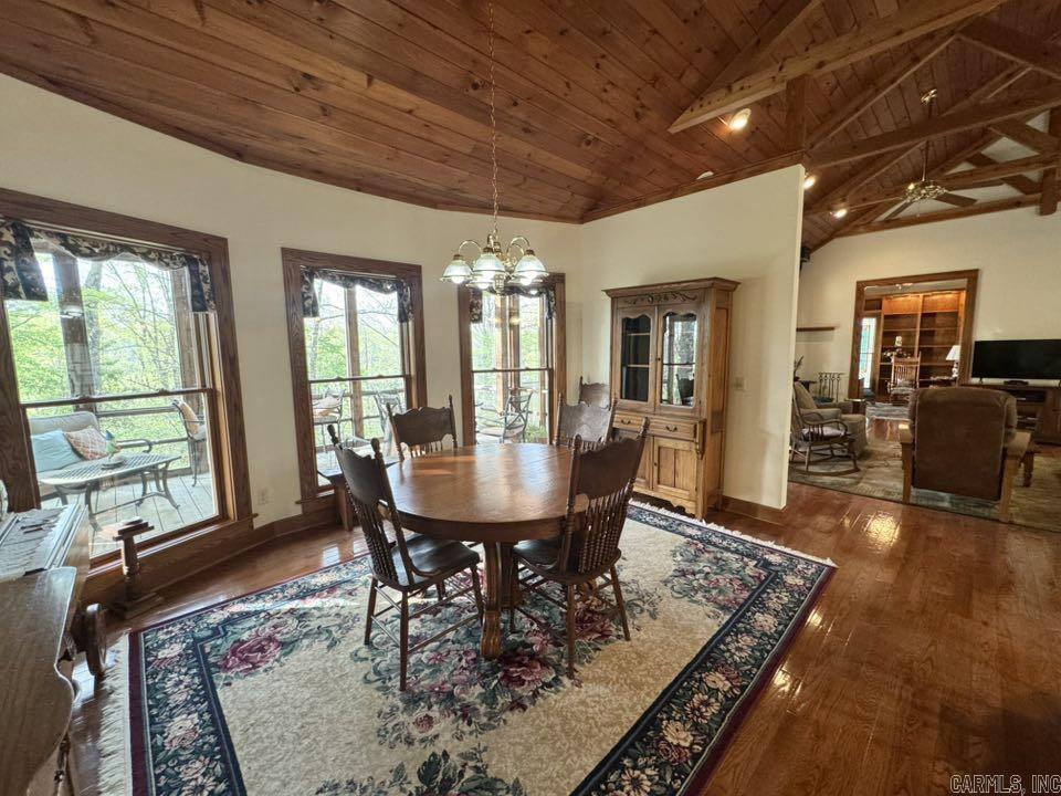 855 N Ridgeview  Mountain View, AR