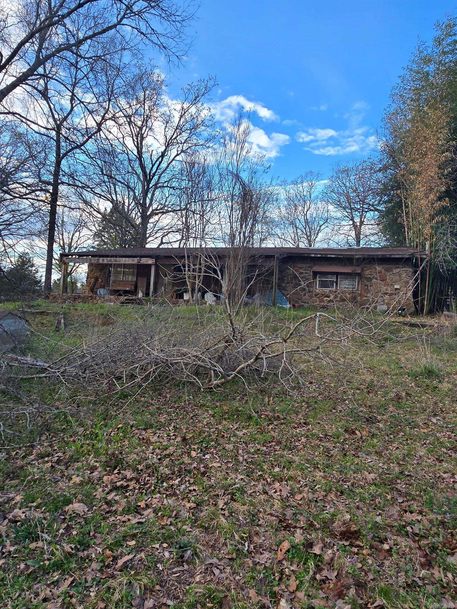 37  Jackson Rd  Holland, AR