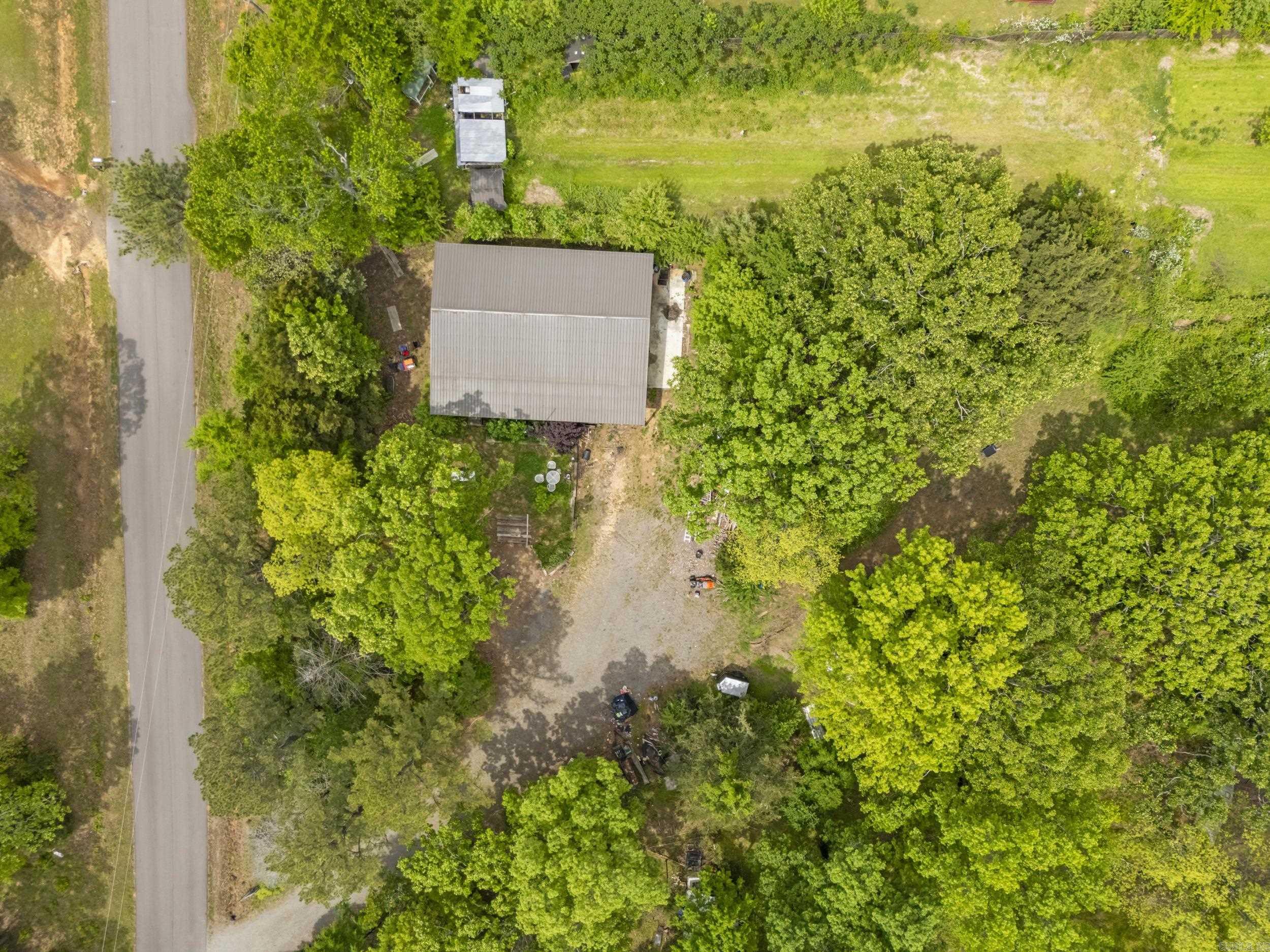 37  Jackson Rd  Holland, AR