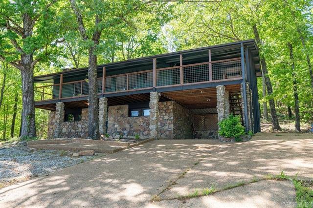 858  Dave Creek  Fairfield Bay, AR