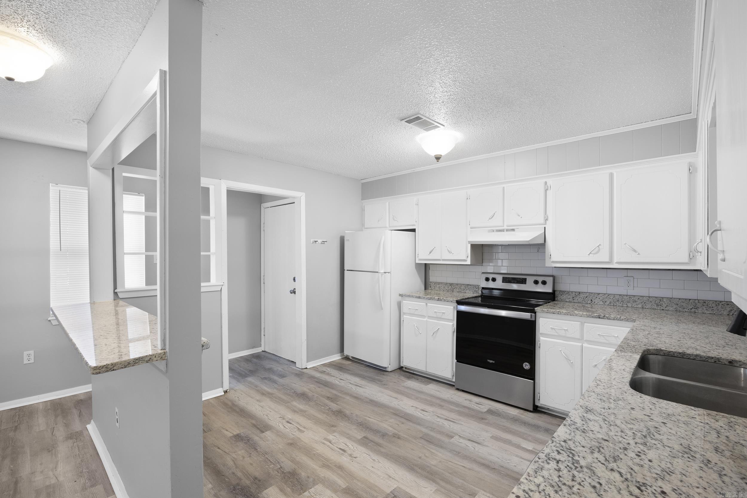 406 N Joplin  Russellville, AR