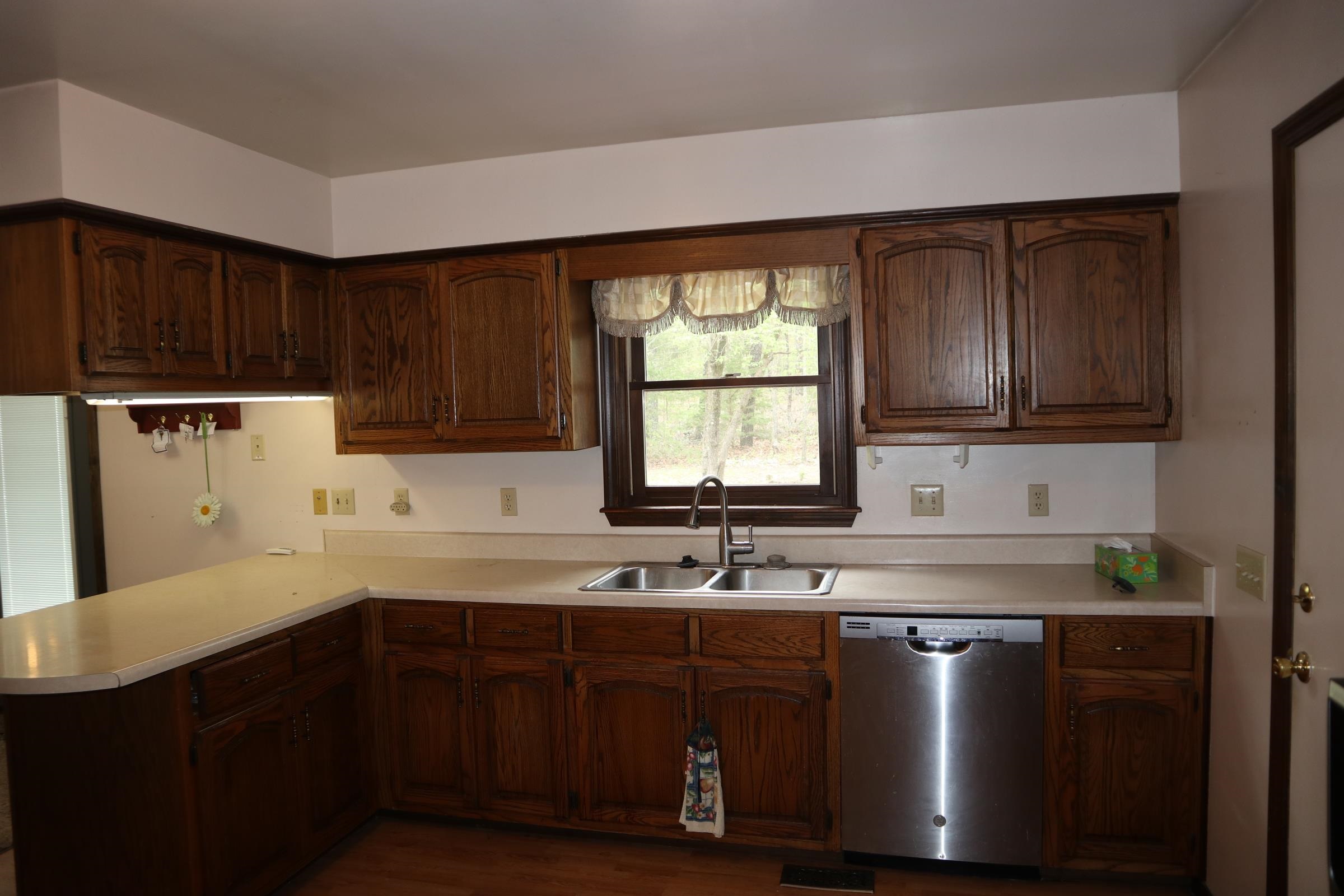 908  Crusoe Ave  Horseshoe Bend, AR